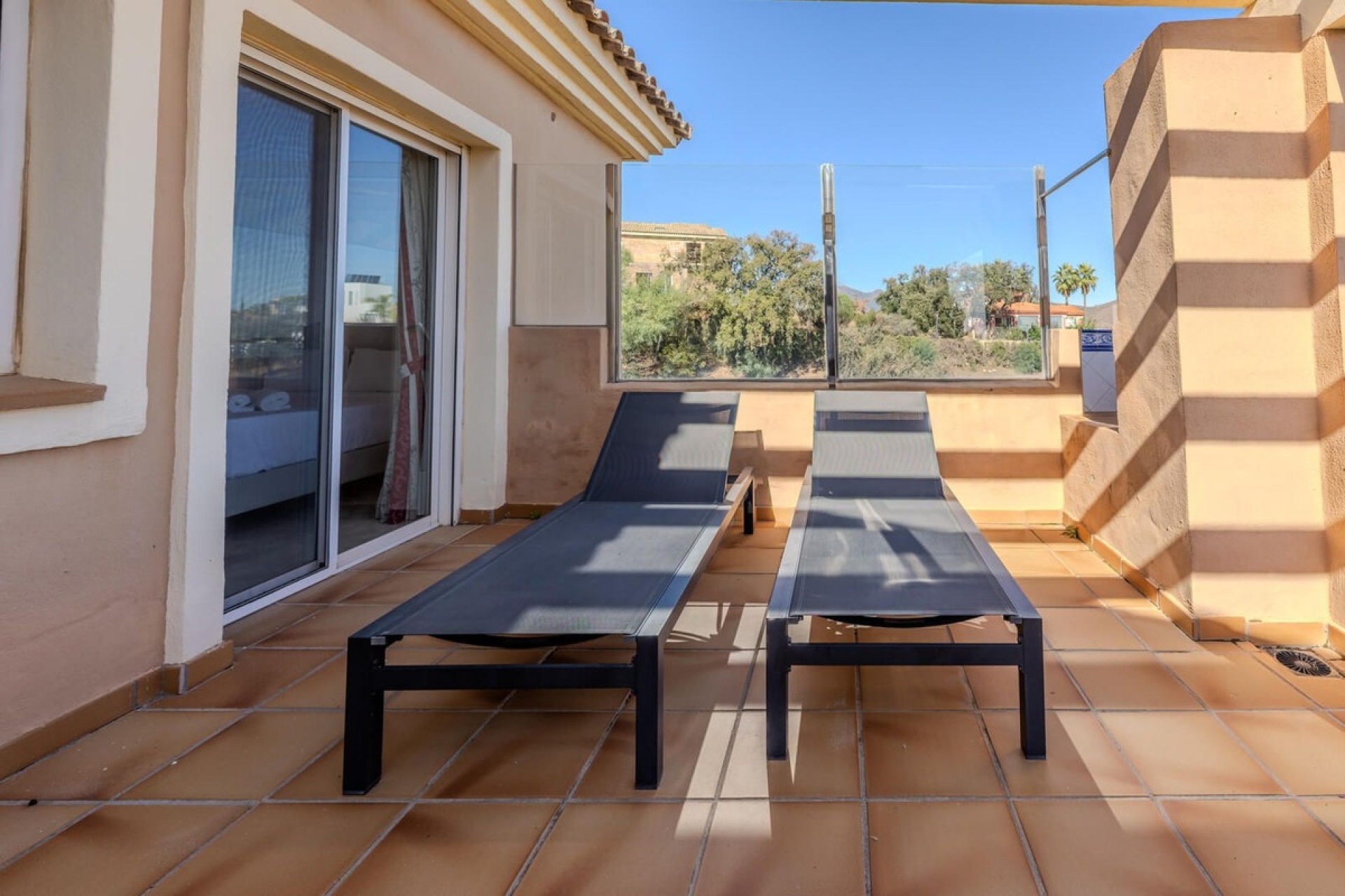 Wiederverkauf - apartment - Marbella - La Mairena