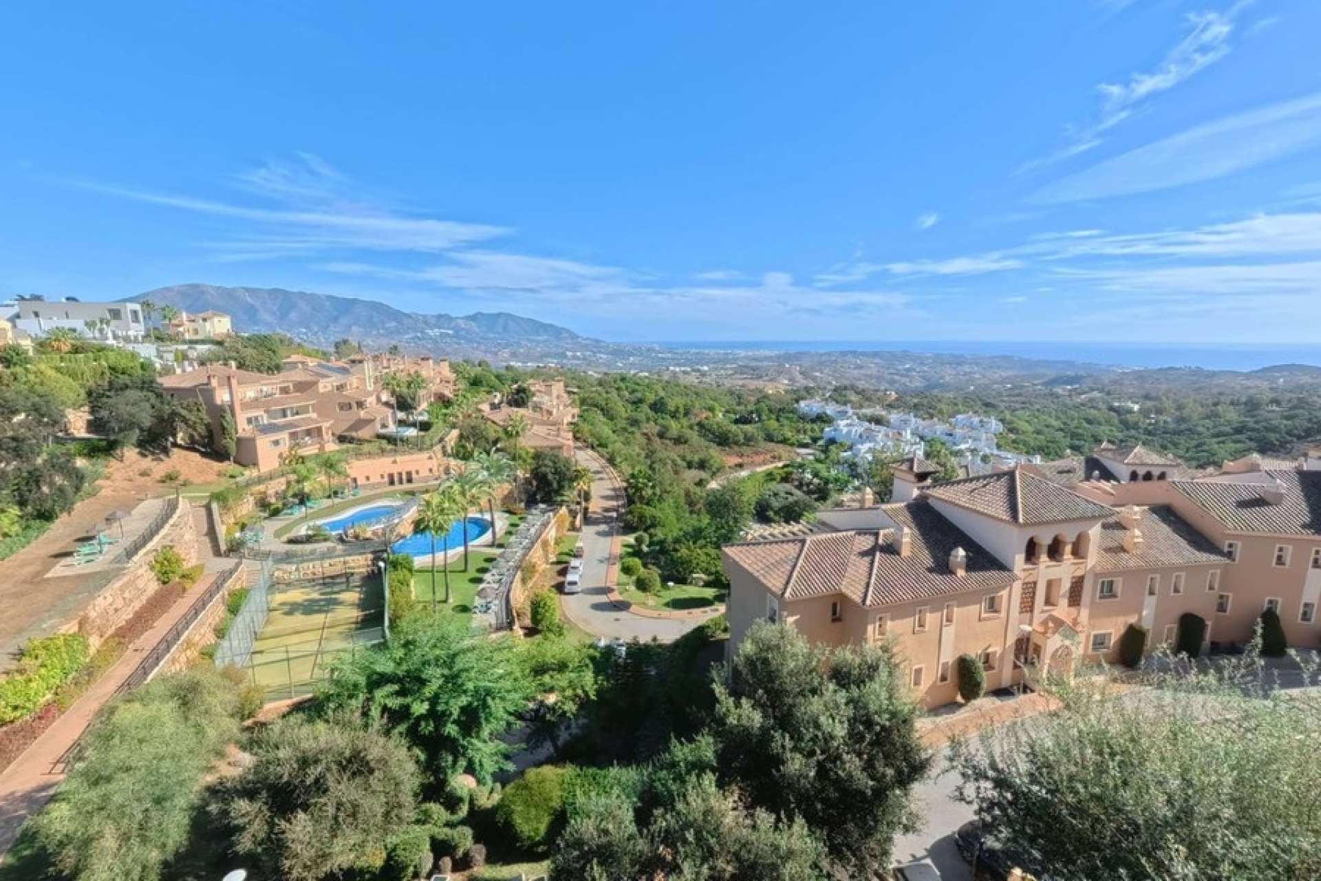 Wiederverkauf - apartment - Marbella - La Mairena