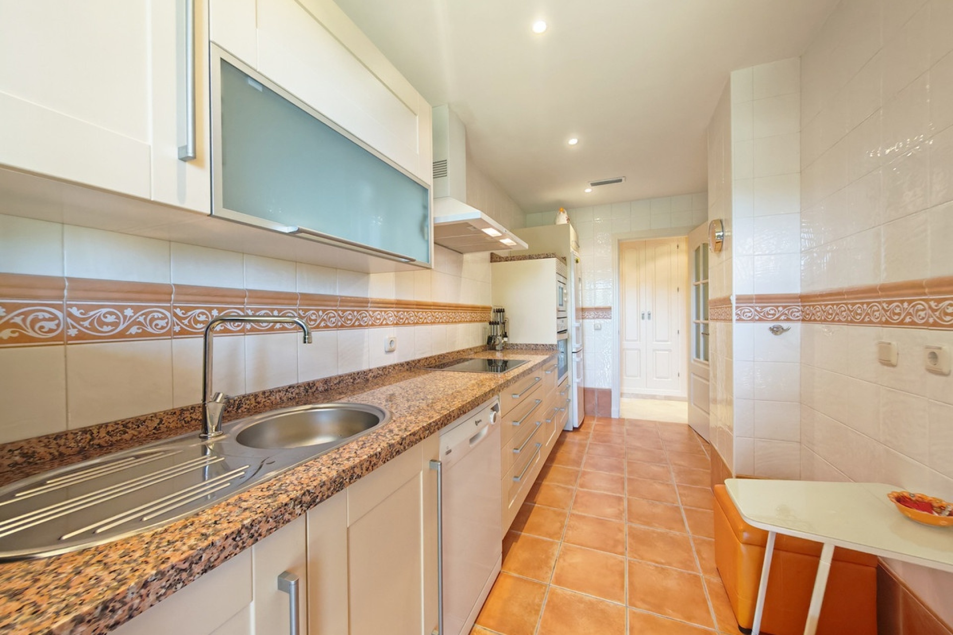 Wiederverkauf - apartment - Marbella - La Mairena