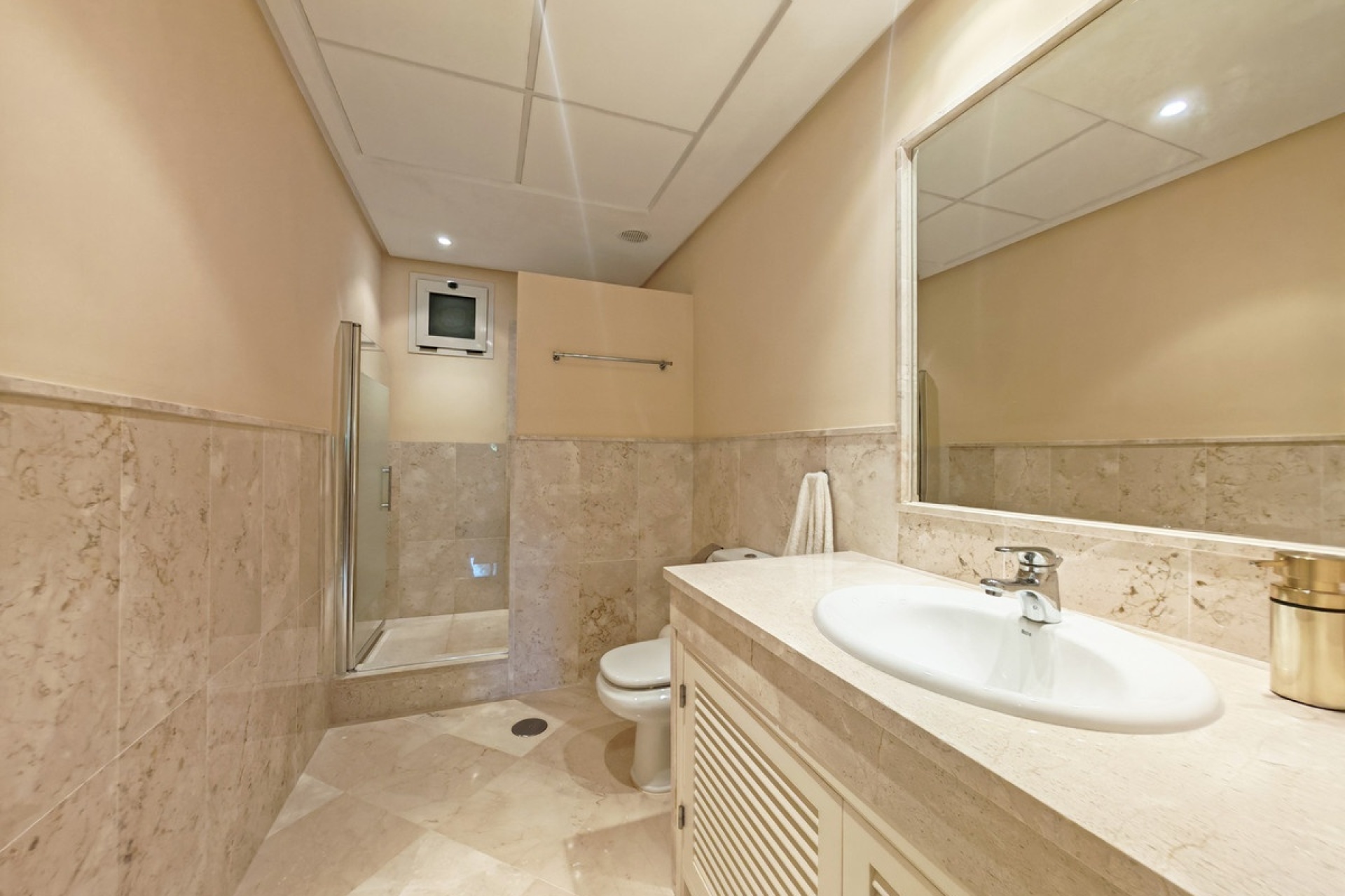 Wiederverkauf - apartment - Marbella - La Mairena