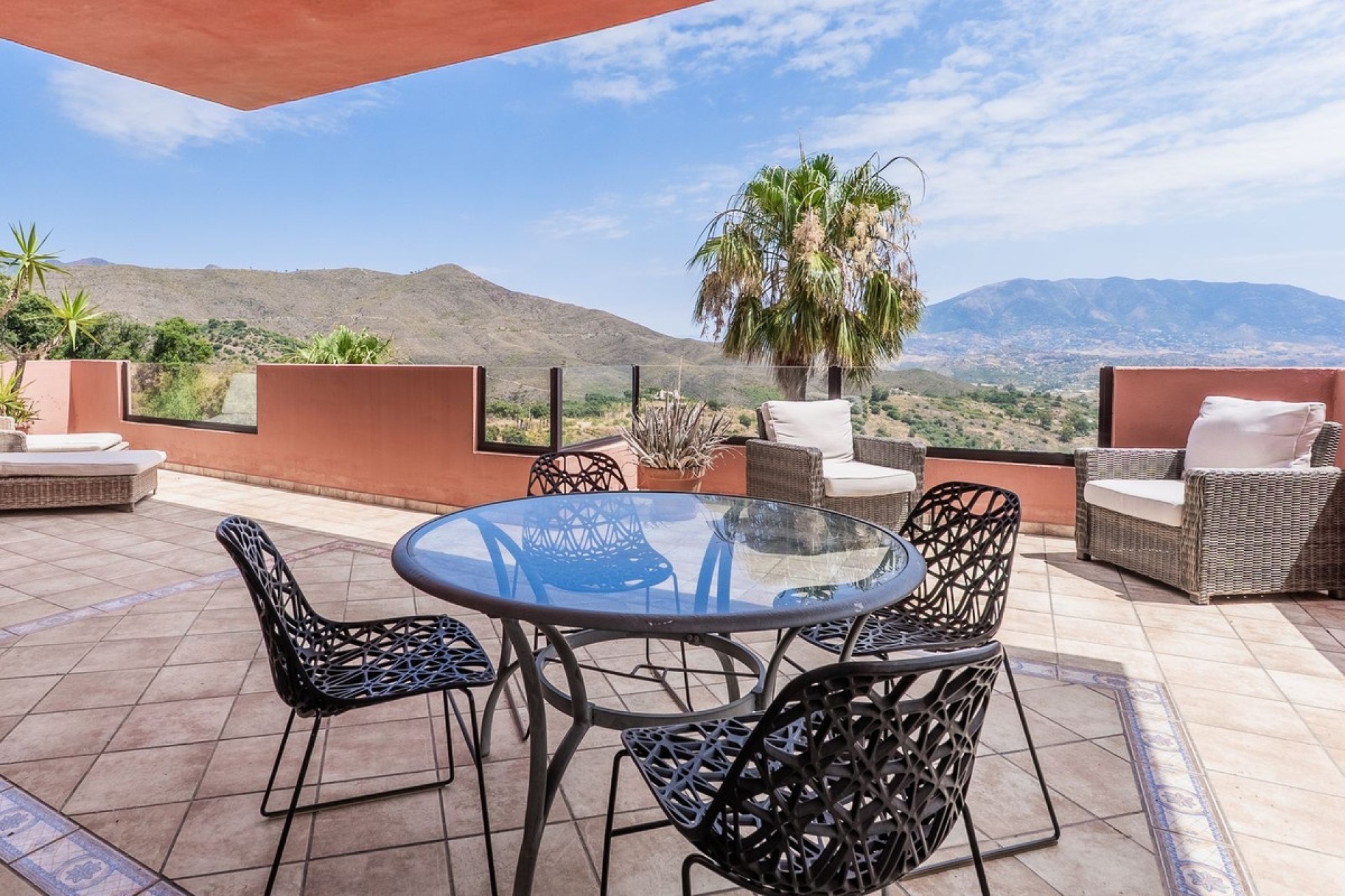 Wiederverkauf - apartment - Marbella - La Mairena