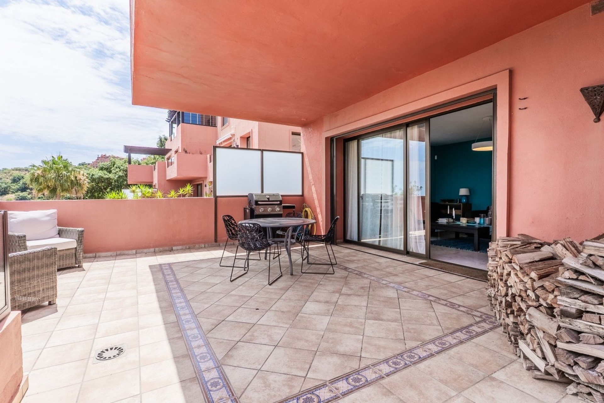 Wiederverkauf - apartment - Marbella - La Mairena