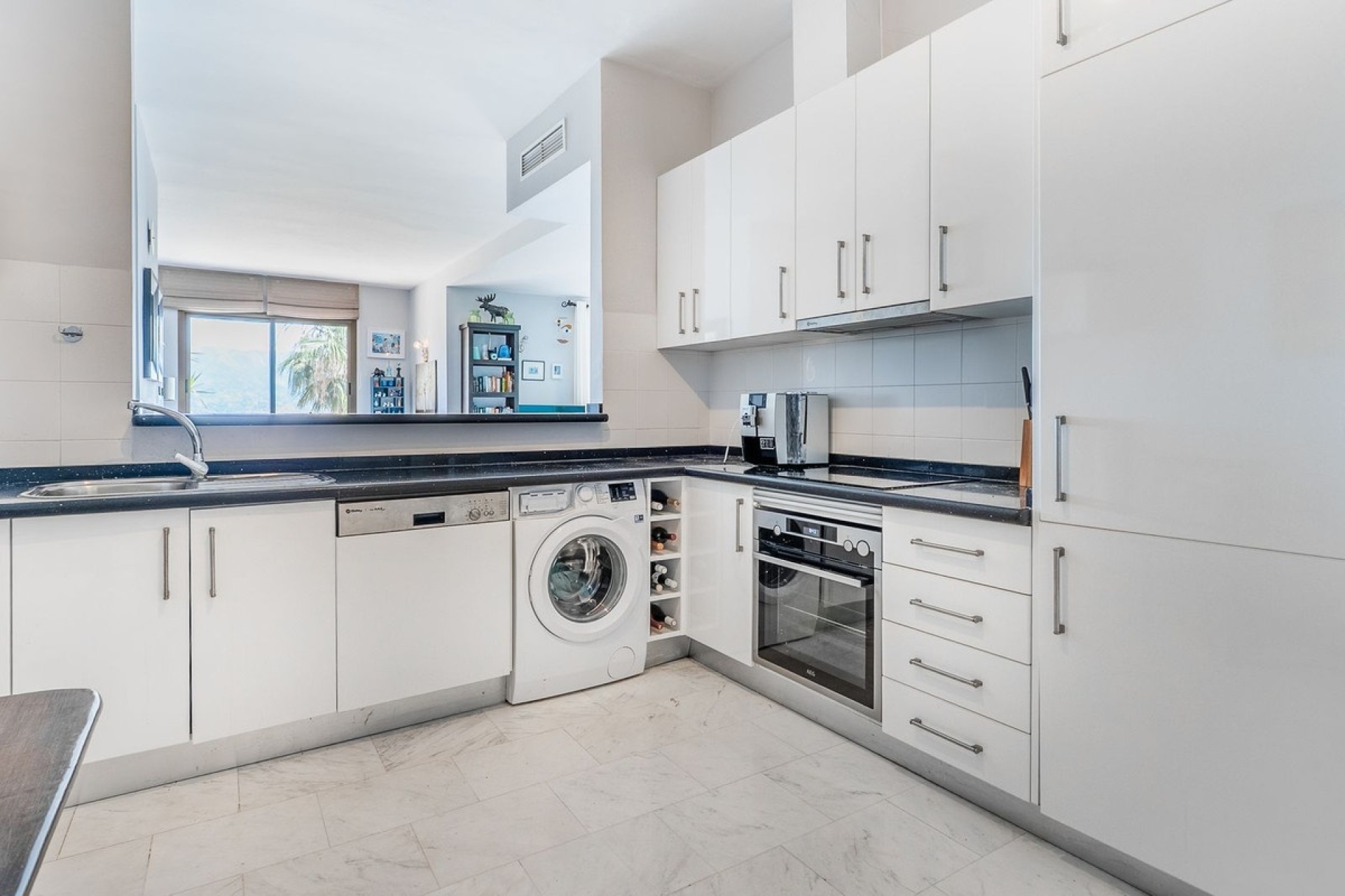 Wiederverkauf - apartment - Marbella - La Mairena