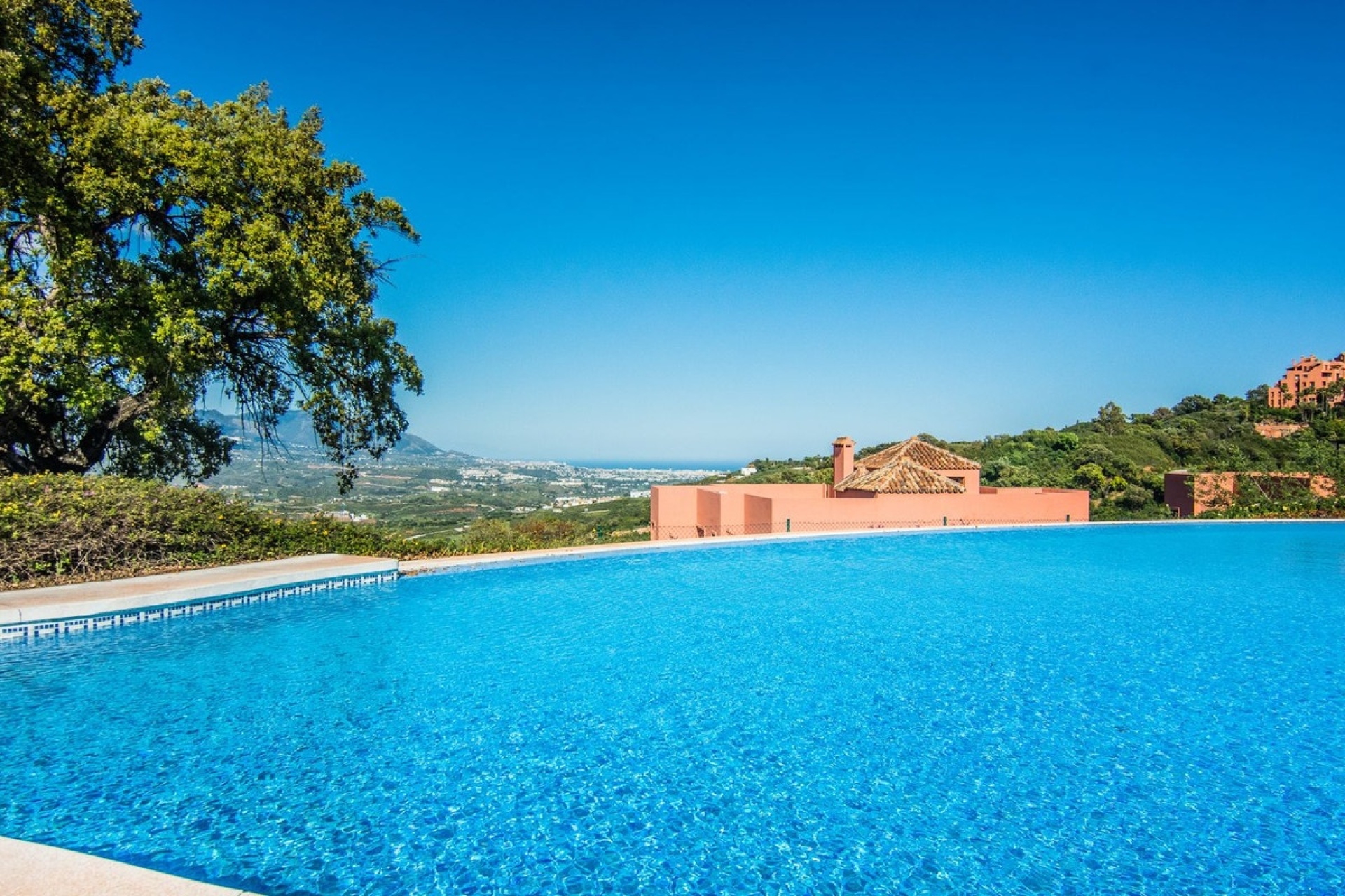 Wiederverkauf - apartment - Marbella - La Mairena