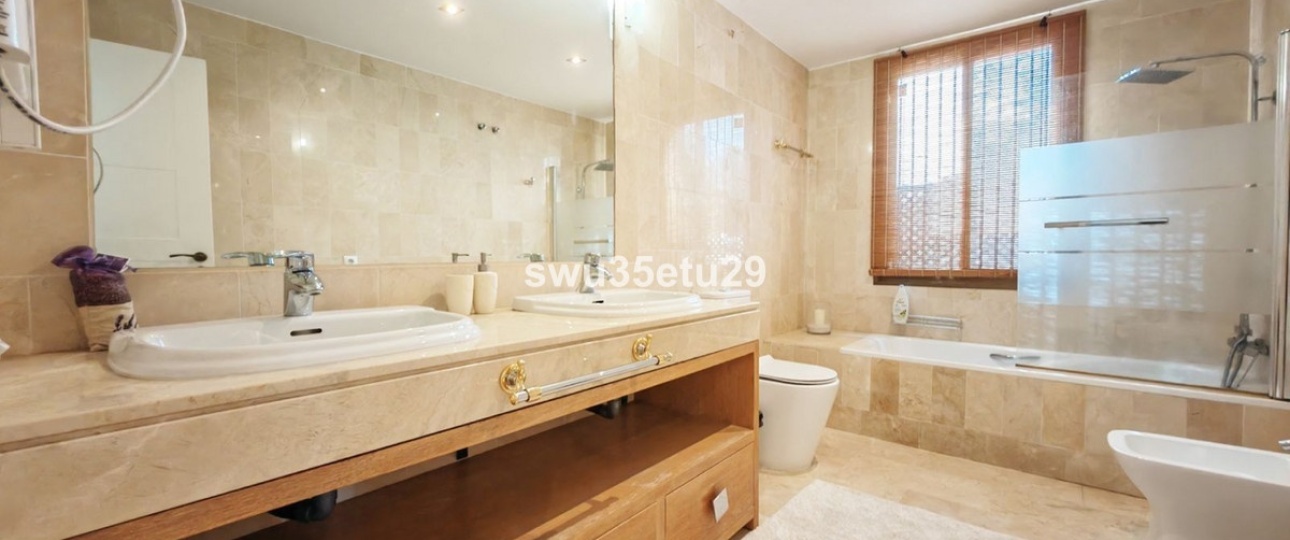 Wiederverkauf - apartment - Marbella - La Mairena