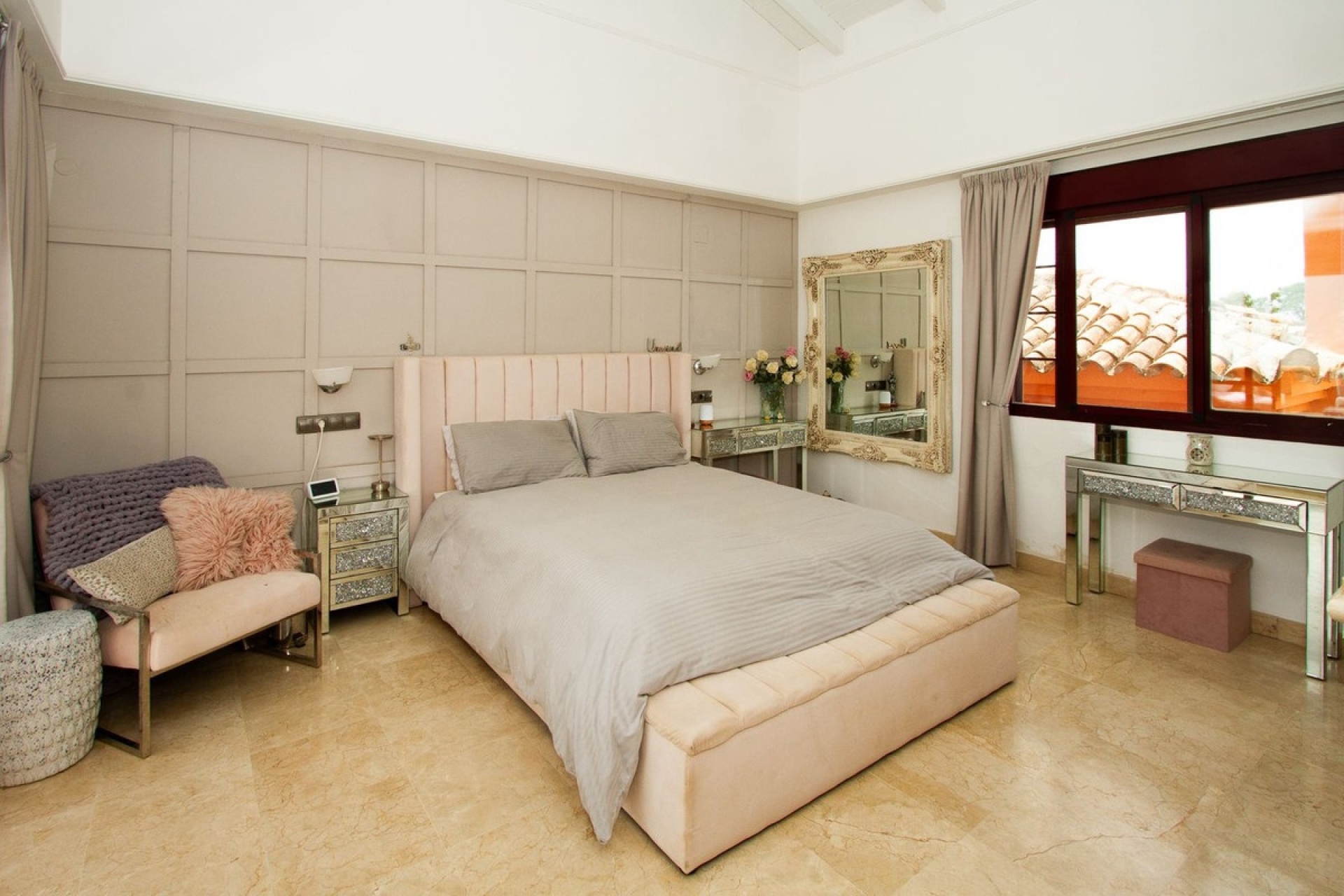 Wiederverkauf - apartment - Marbella - La Mairena