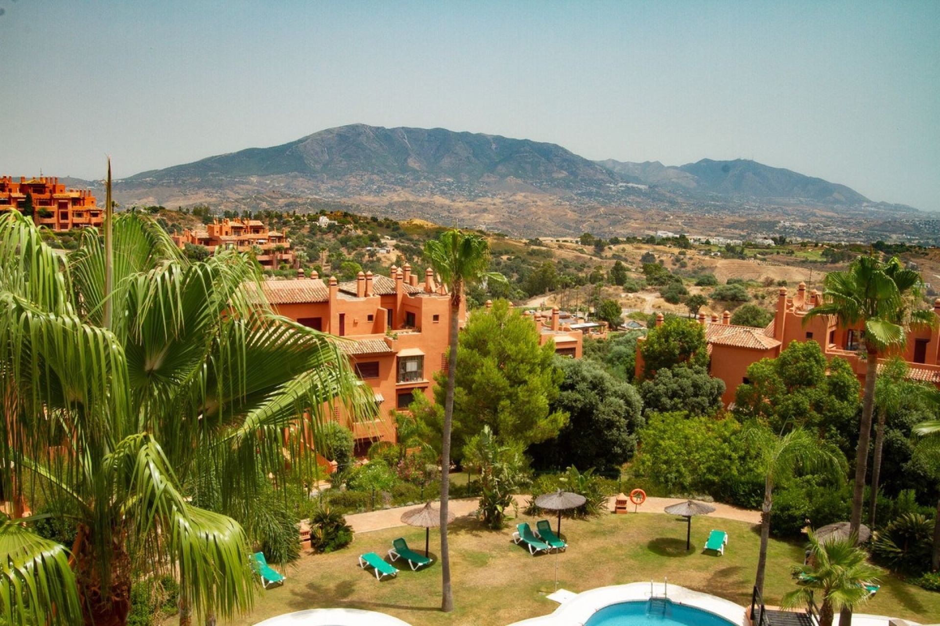 Wiederverkauf - apartment - Marbella - La Mairena