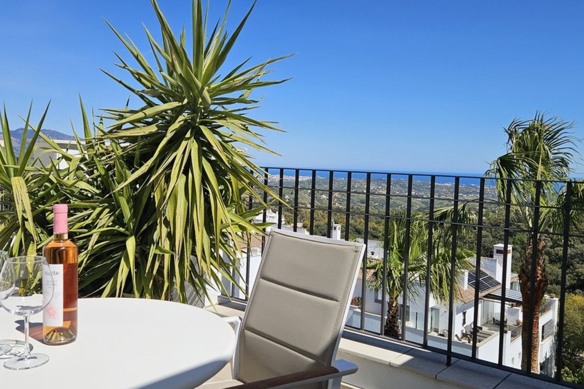 Wiederverkauf - apartment - Marbella - La Mairena