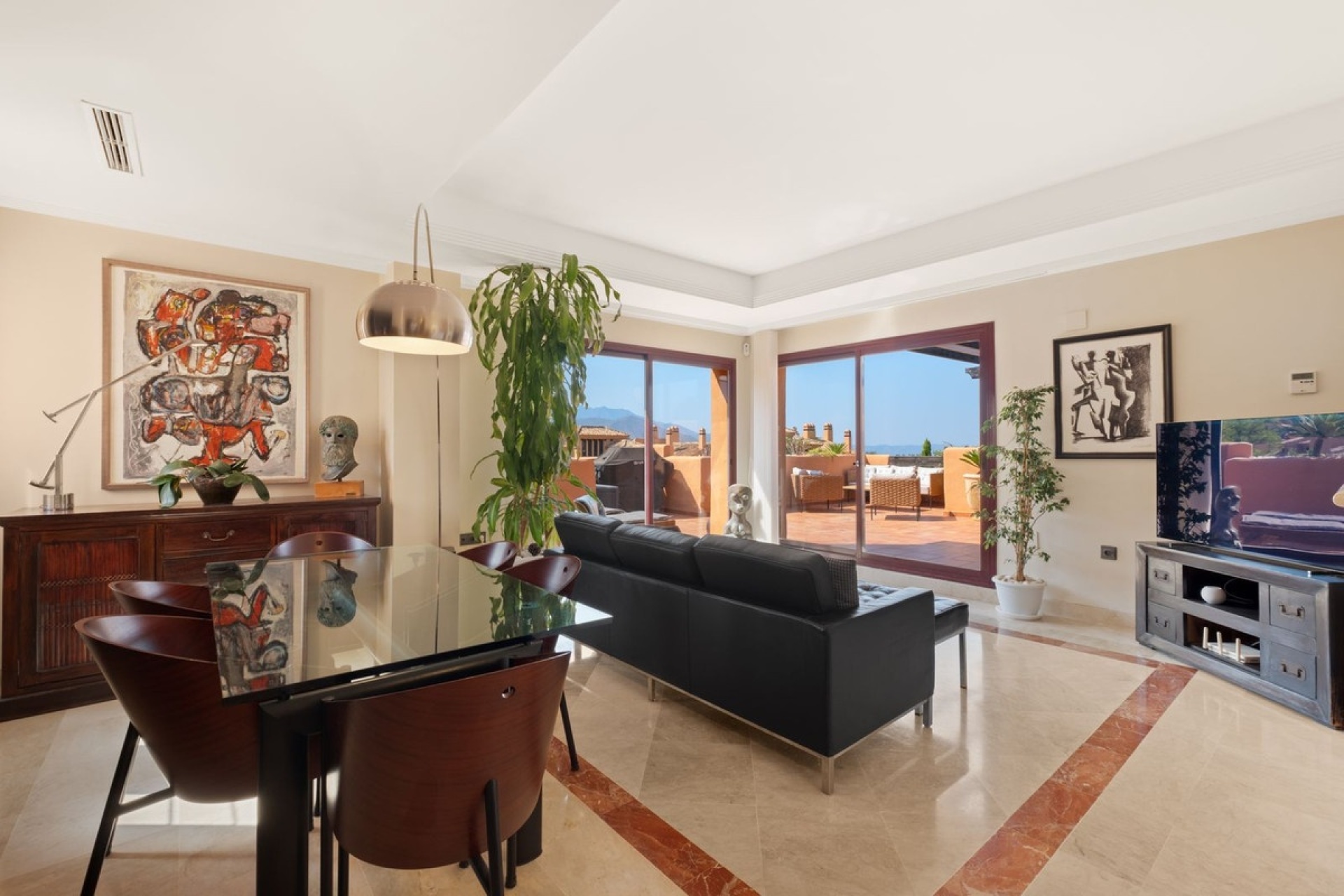 Wiederverkauf - apartment - Marbella - La Mairena