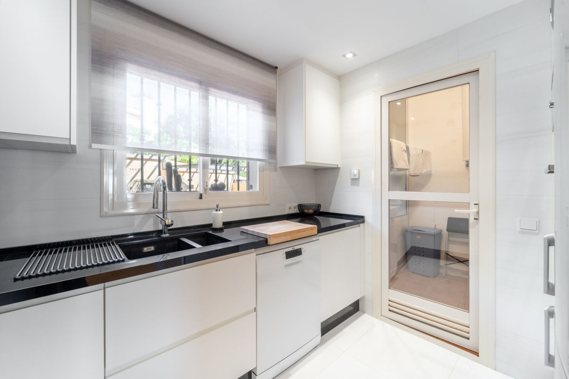 Wiederverkauf - apartment - Marbella - La Mairena