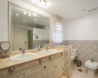 Wiederverkauf - apartment - Marbella - La Mairena