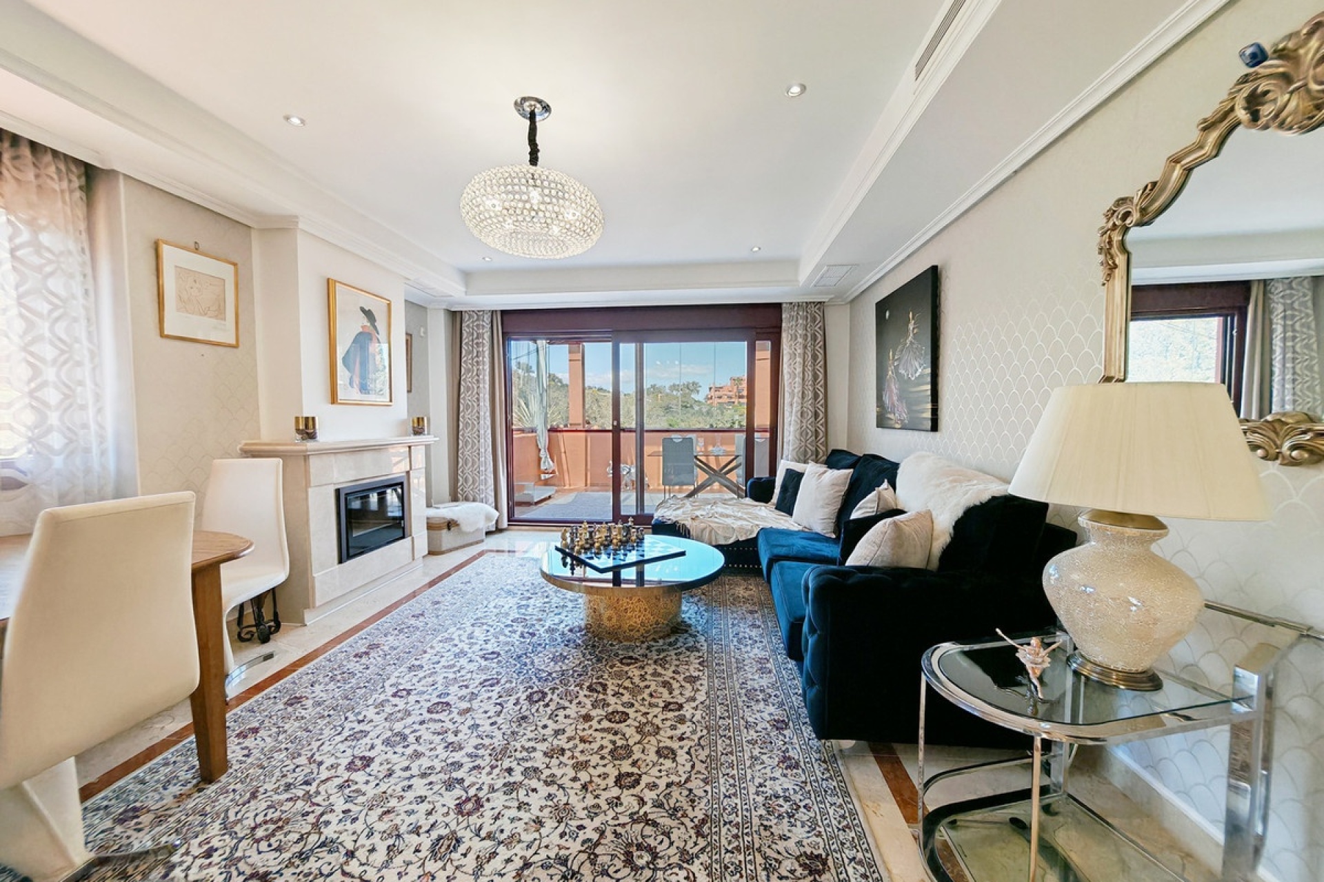 Wiederverkauf - apartment - Marbella - La Mairena
