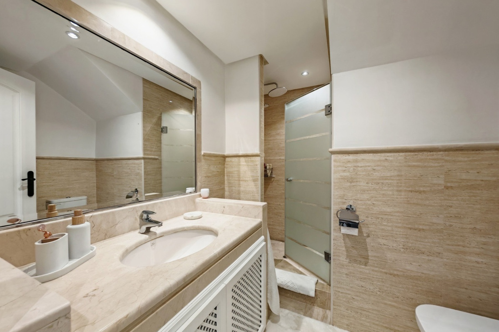 Wiederverkauf - apartment - Marbella - La Mairena