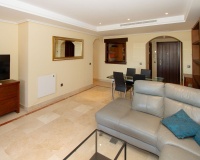 Wiederverkauf - apartment - Marbella - La Mairena