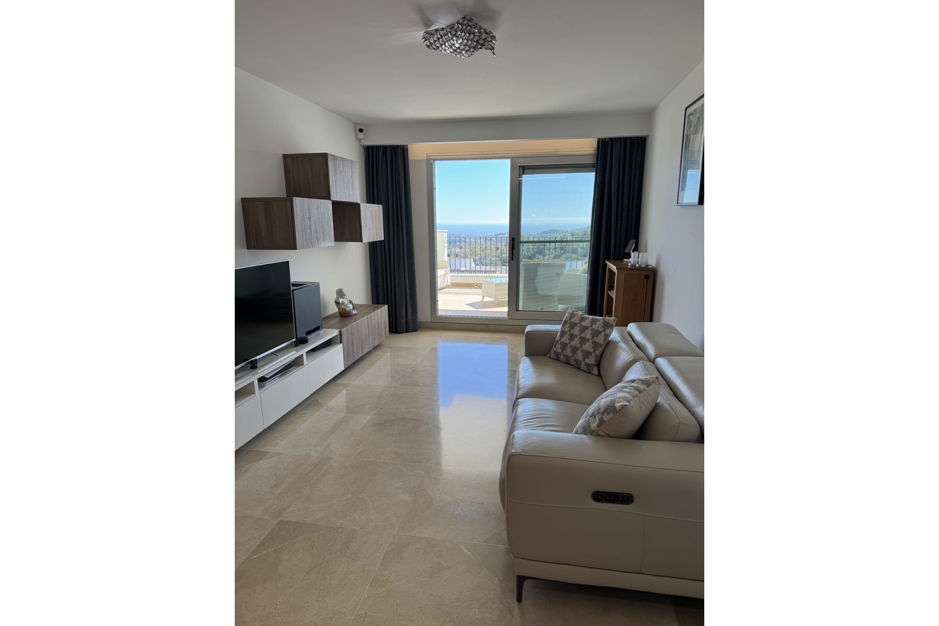 Wiederverkauf - apartment - Marbella - La Mairena
