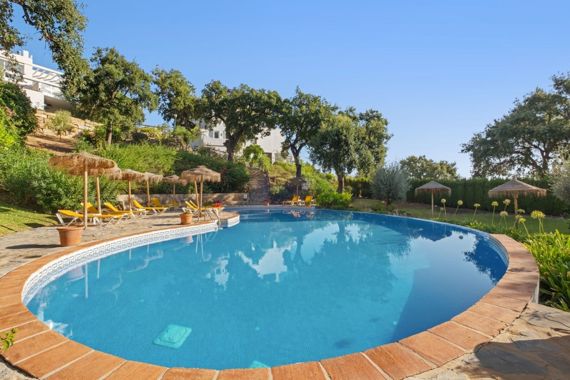 Wiederverkauf - apartment - Marbella - La Mairena