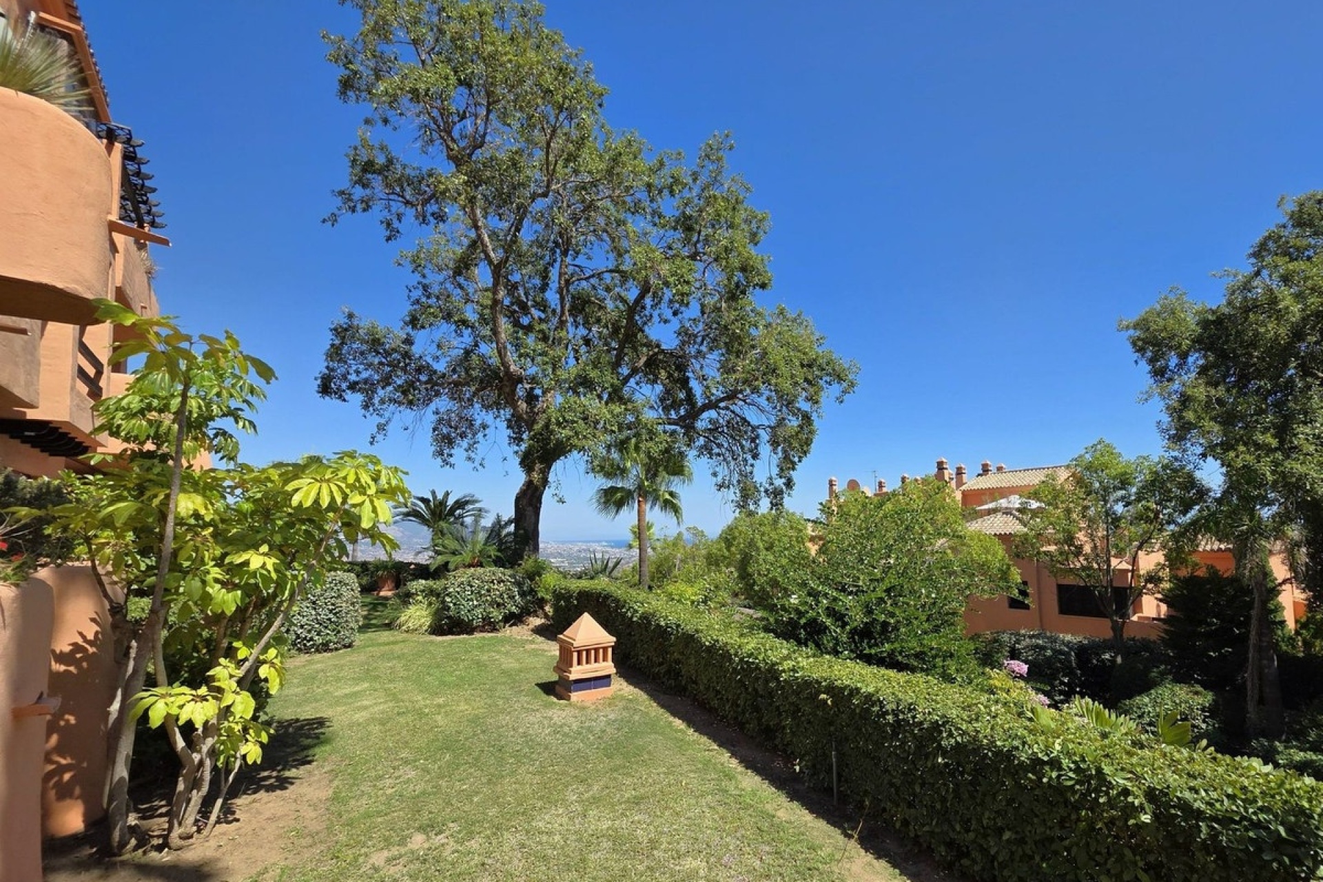 Wiederverkauf - apartment - Marbella - La Mairena