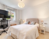 Wiederverkauf - apartment - Marbella - La Mairena