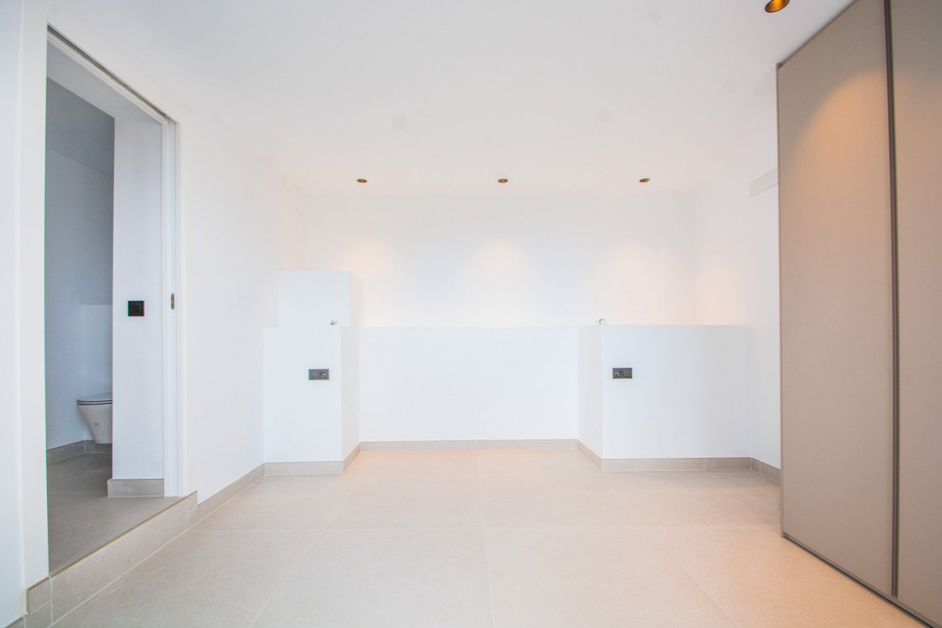 Wiederverkauf - apartment - Marbella - La Mairena