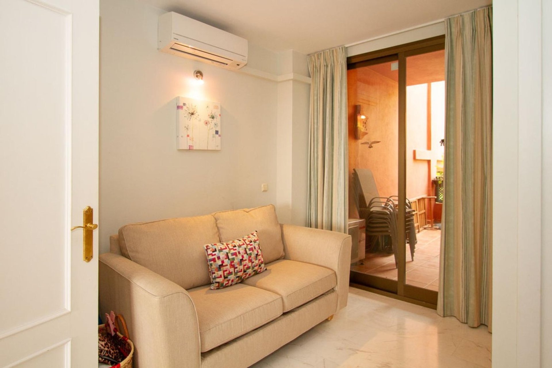 Wiederverkauf - apartment - Marbella - La Mairena