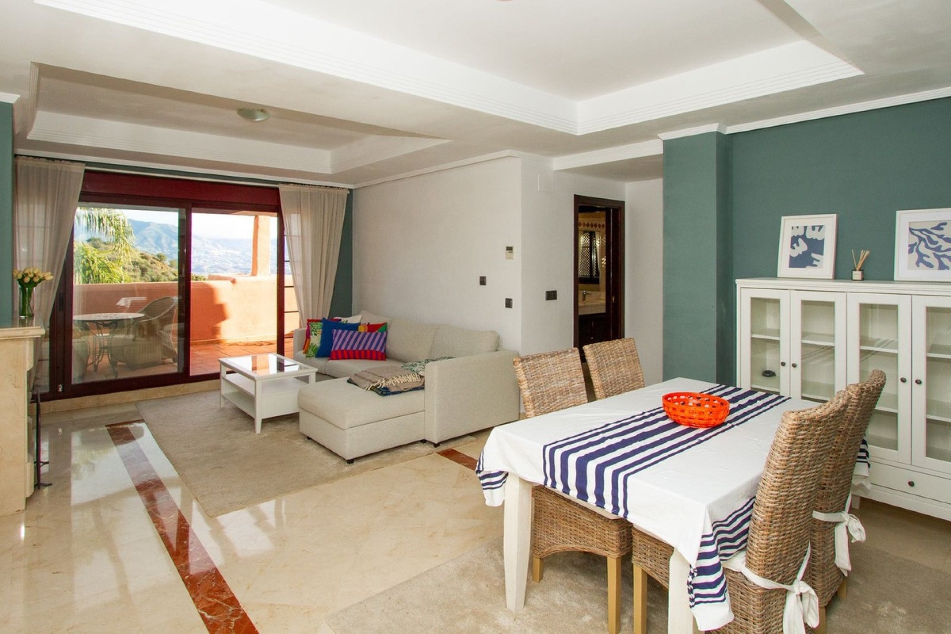 Wiederverkauf - apartment - Marbella - La Mairena
