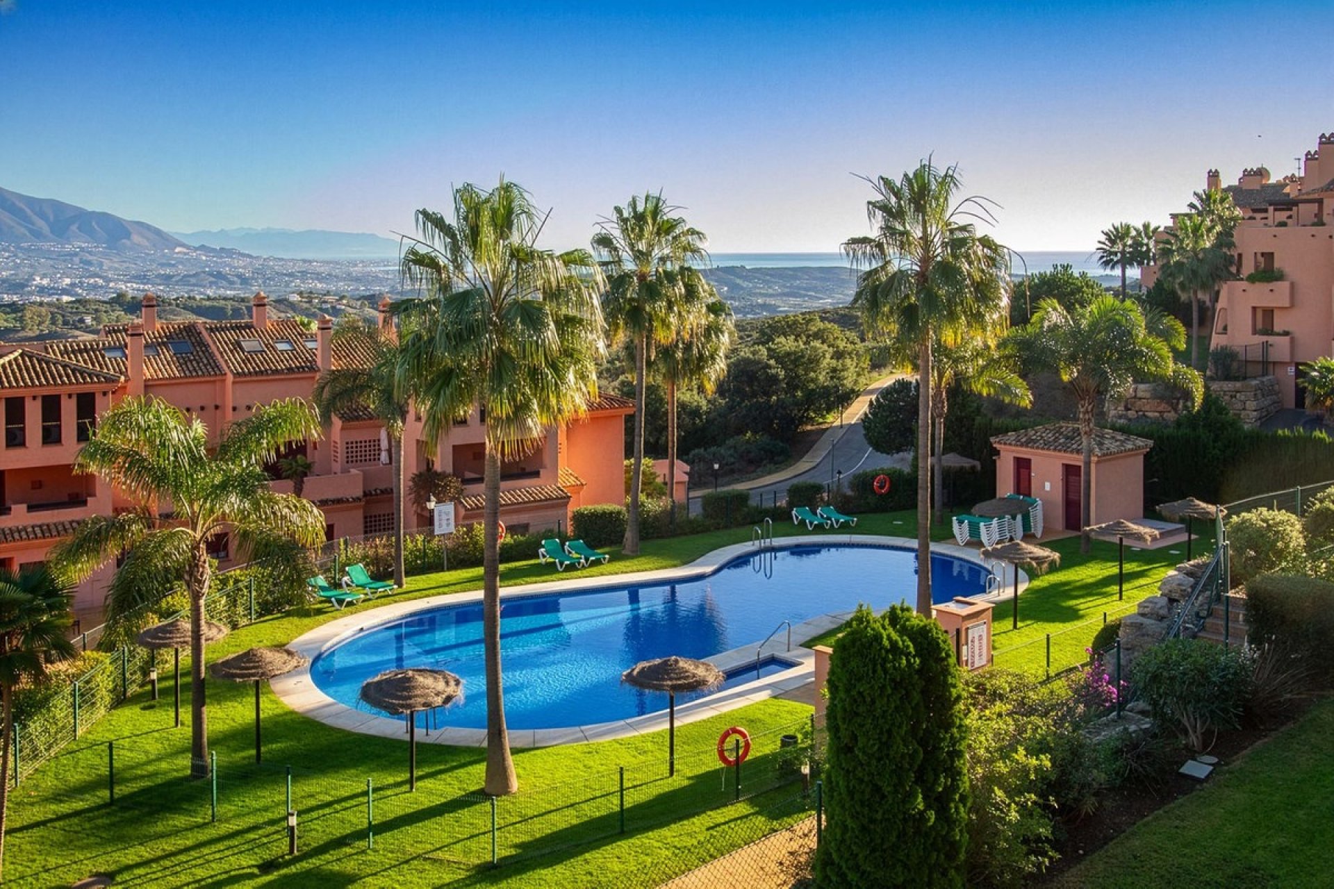 Wiederverkauf - apartment - Marbella - La Mairena