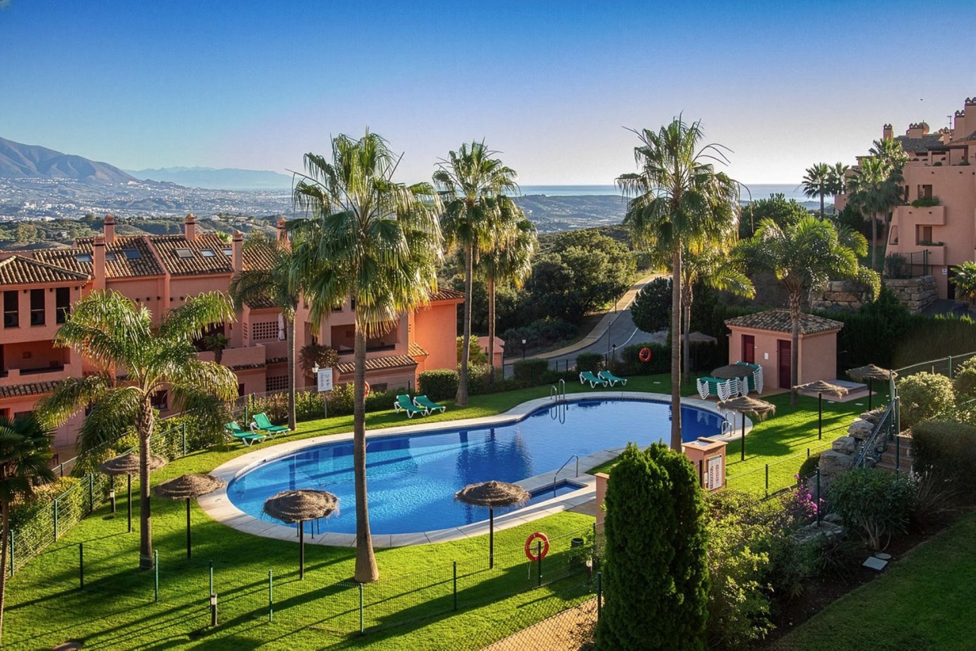 Wiederverkauf - apartment - Marbella - La Mairena