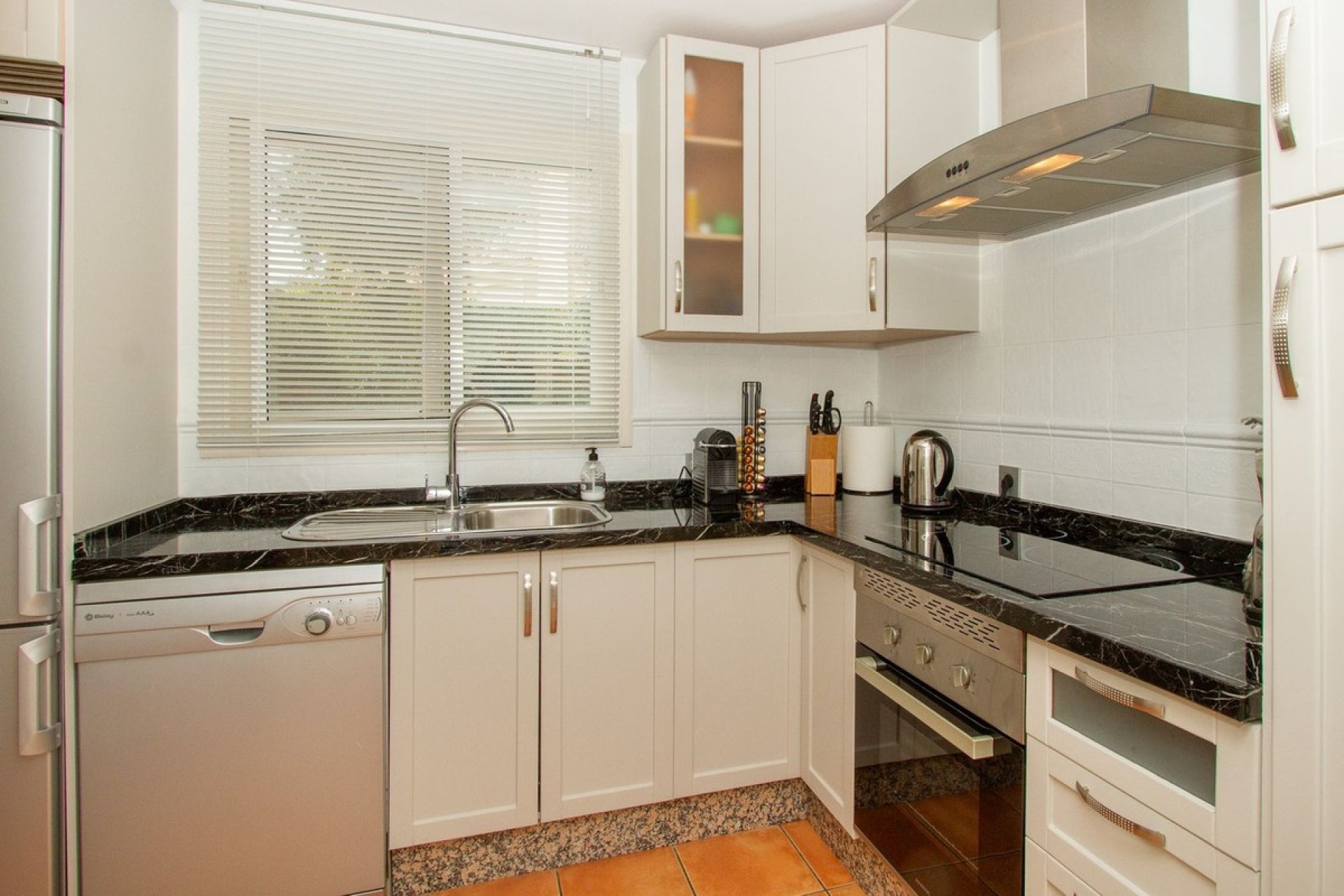 Wiederverkauf - apartment - Marbella - La Mairena