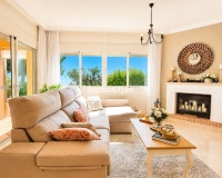 Wiederverkauf - apartment - Marbella - La Mairena