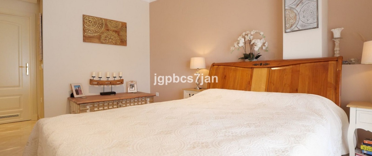 Wiederverkauf - apartment - Marbella - La Mairena