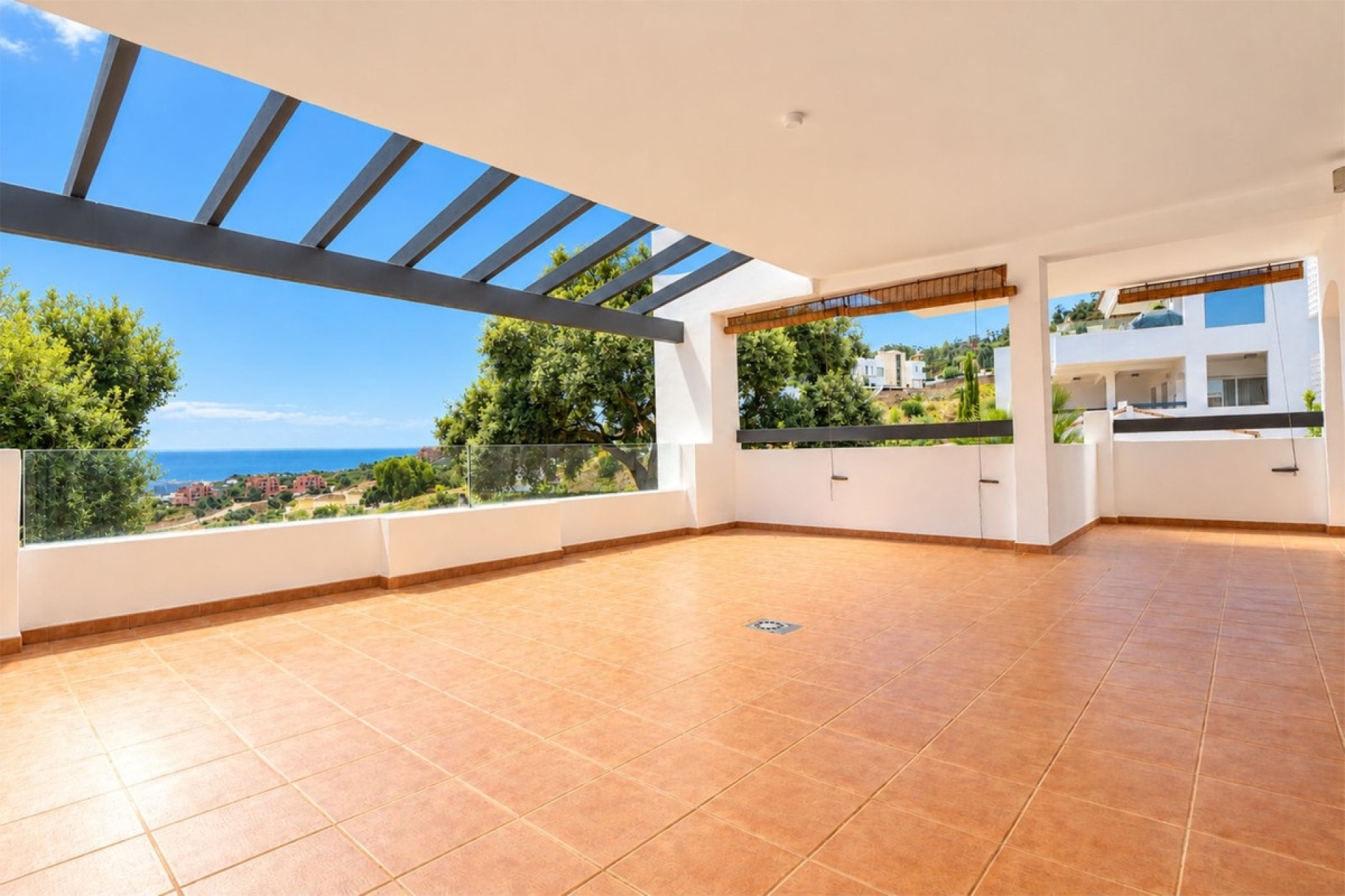 Wiederverkauf - apartment - Marbella - La Mairena