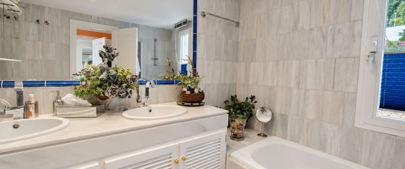 Wiederverkauf - apartment - Marbella - La Mairena