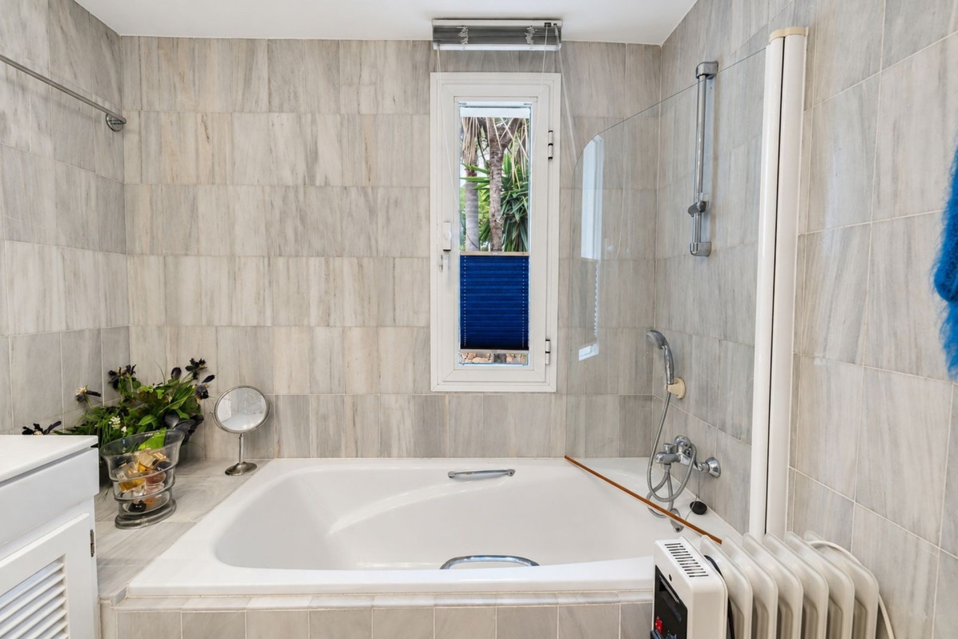 Wiederverkauf - apartment - Marbella - La Mairena