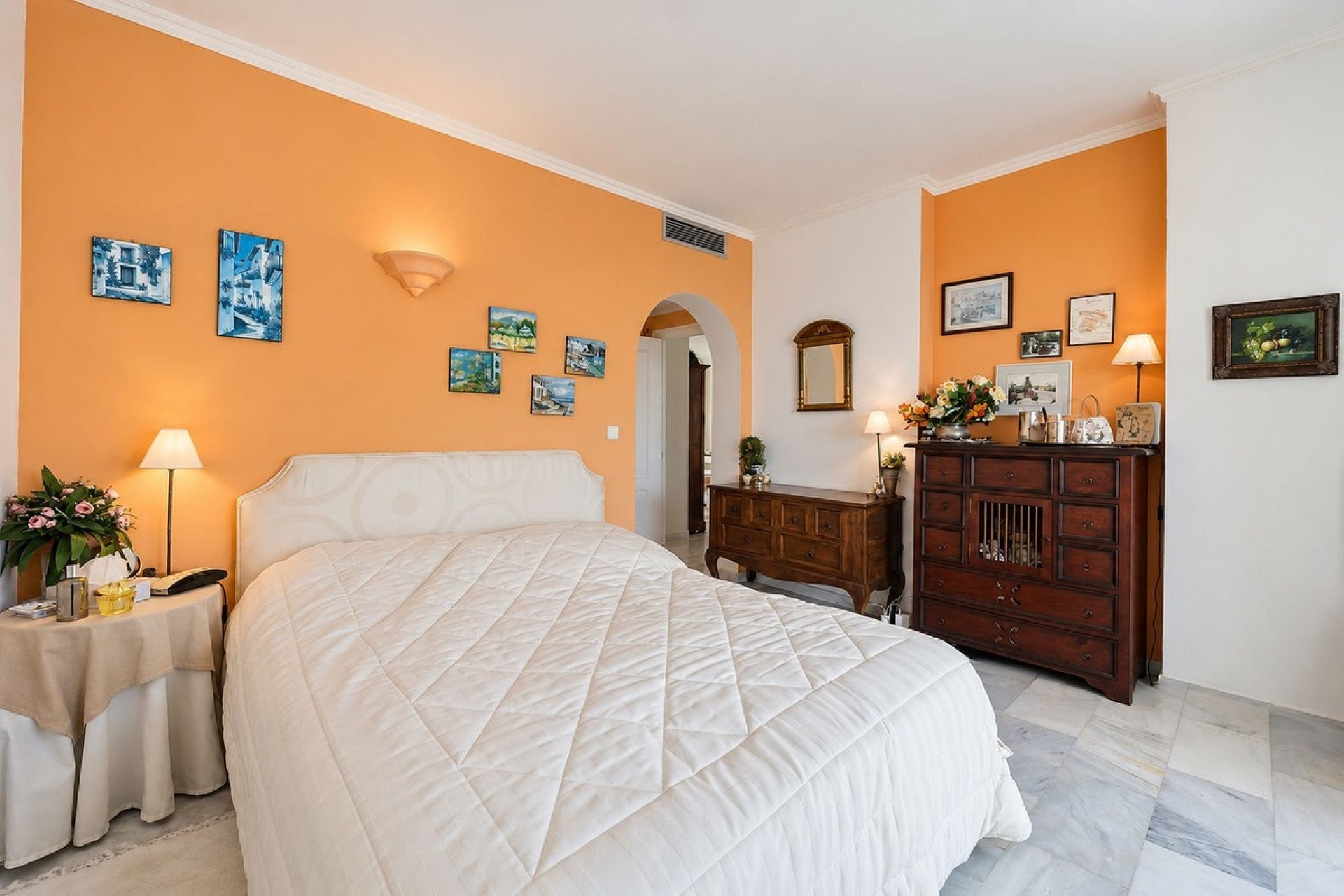 Wiederverkauf - apartment - Marbella - La Mairena