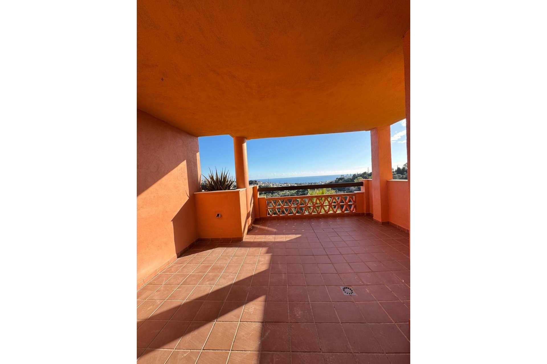 Wiederverkauf - apartment - Marbella - Las Chapas