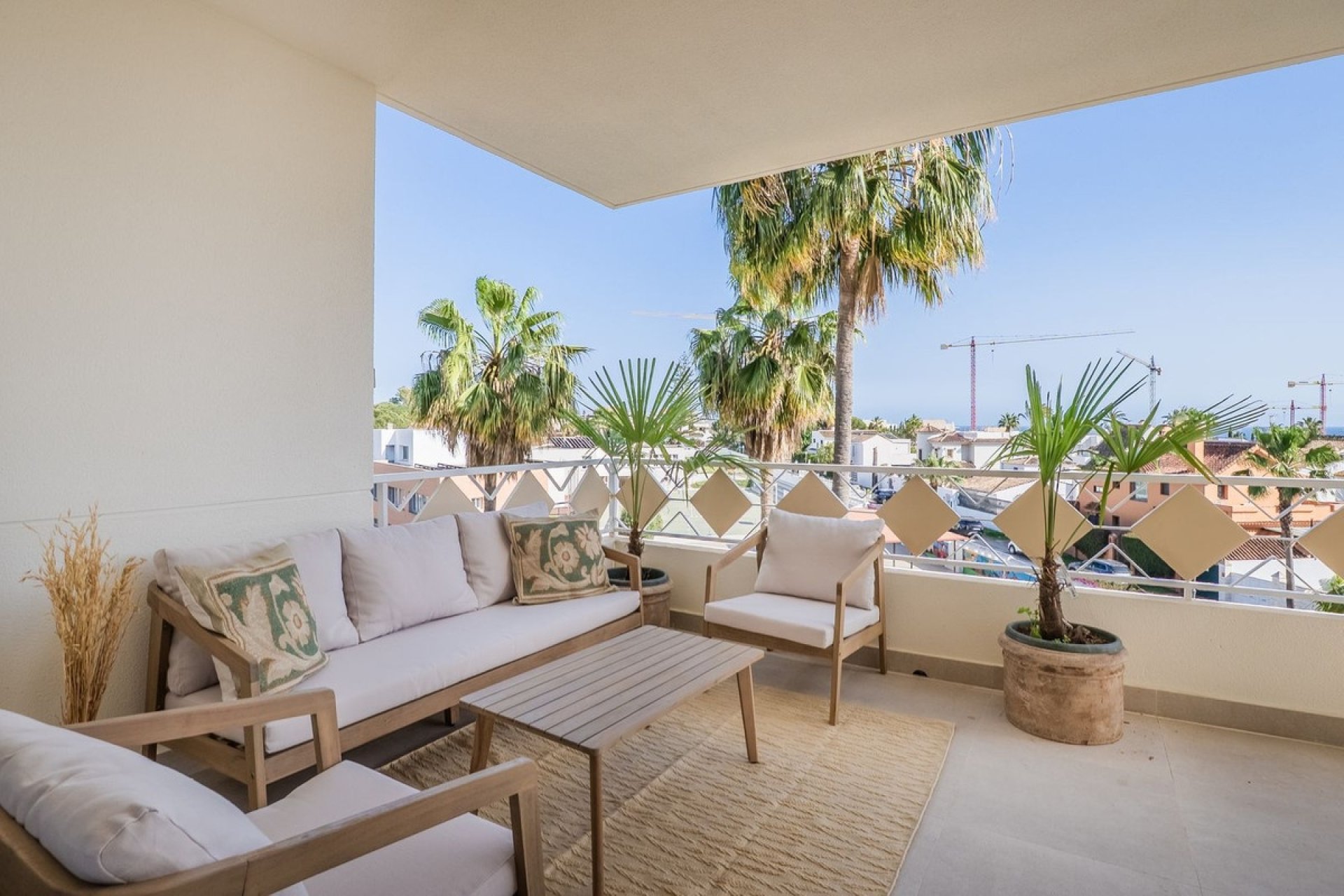 Wiederverkauf - apartment - Marbella - Las Chapas