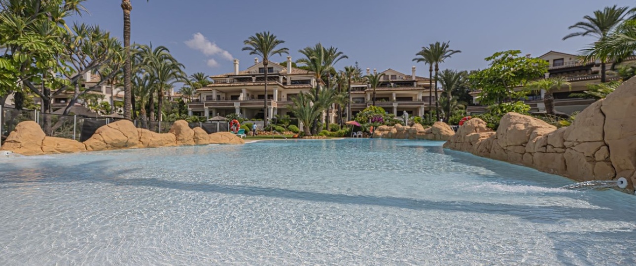 Wiederverkauf - apartment - Marbella - Los Monteros