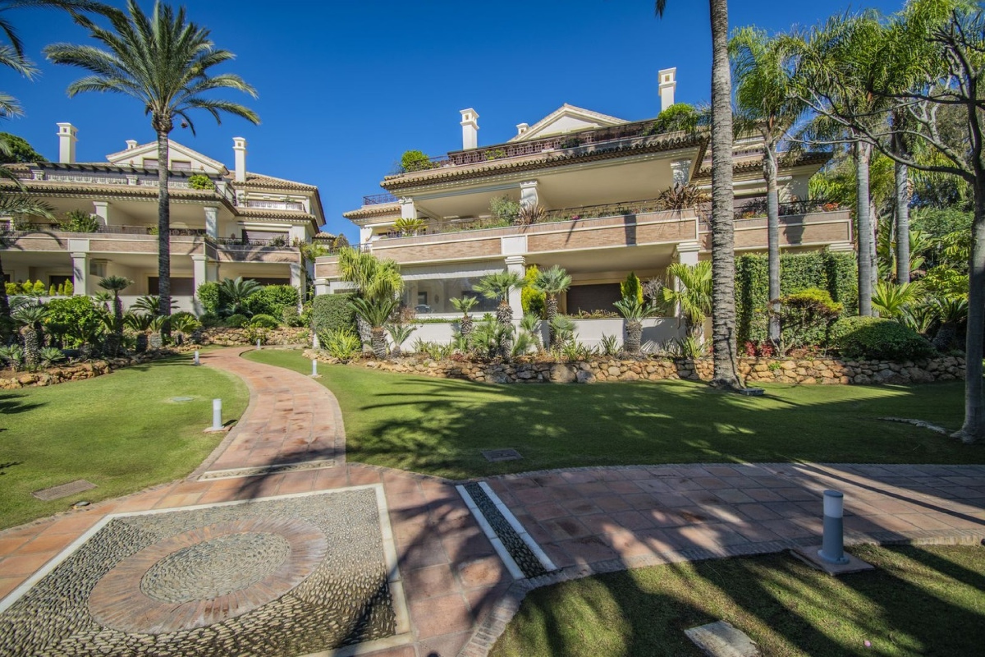 Wiederverkauf - apartment - Marbella - Los Monteros