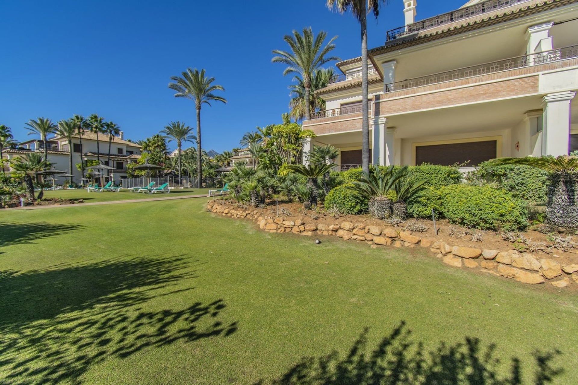 Wiederverkauf - apartment - Marbella - Los Monteros