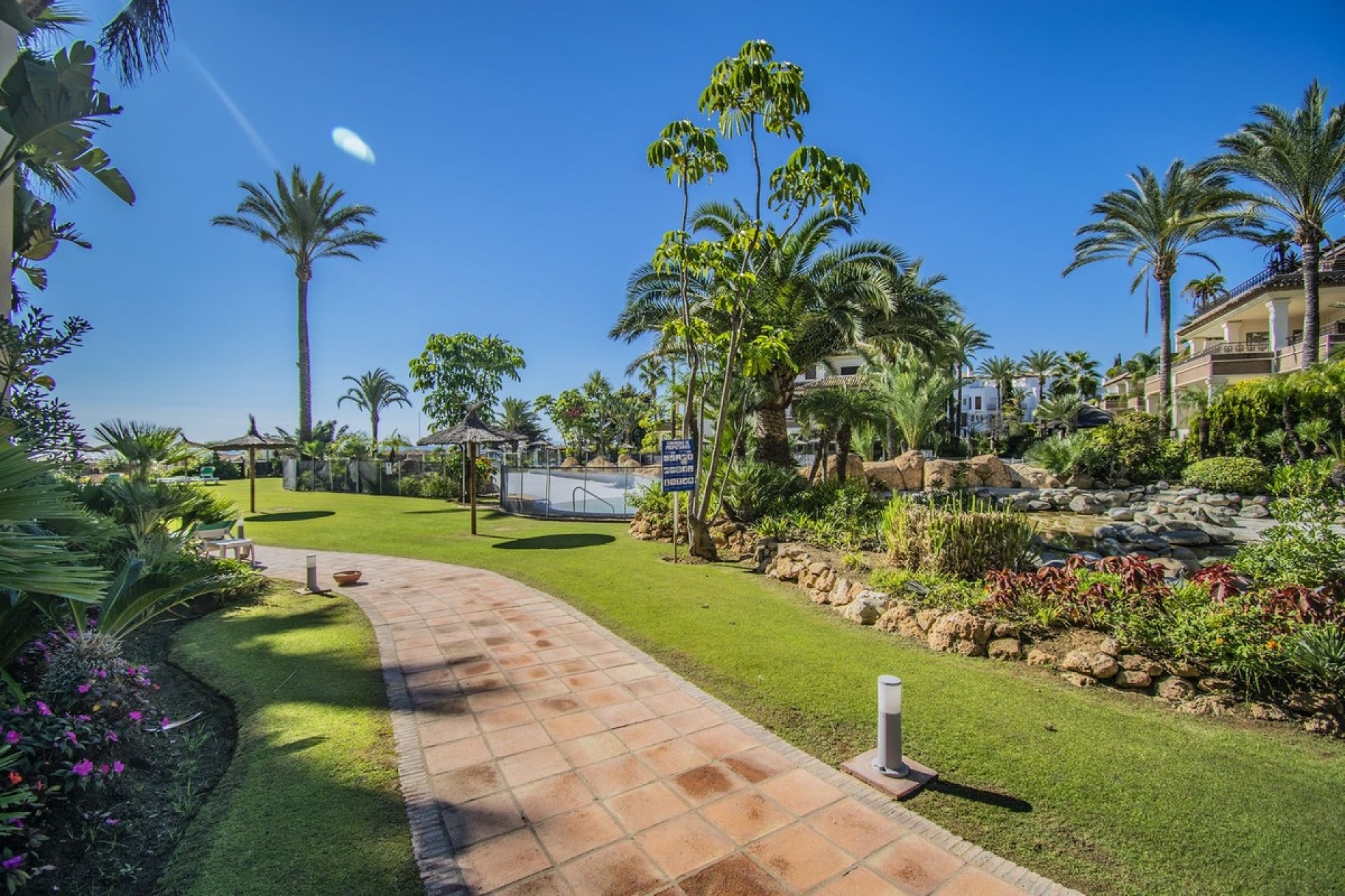 Wiederverkauf - apartment - Marbella - Los Monteros