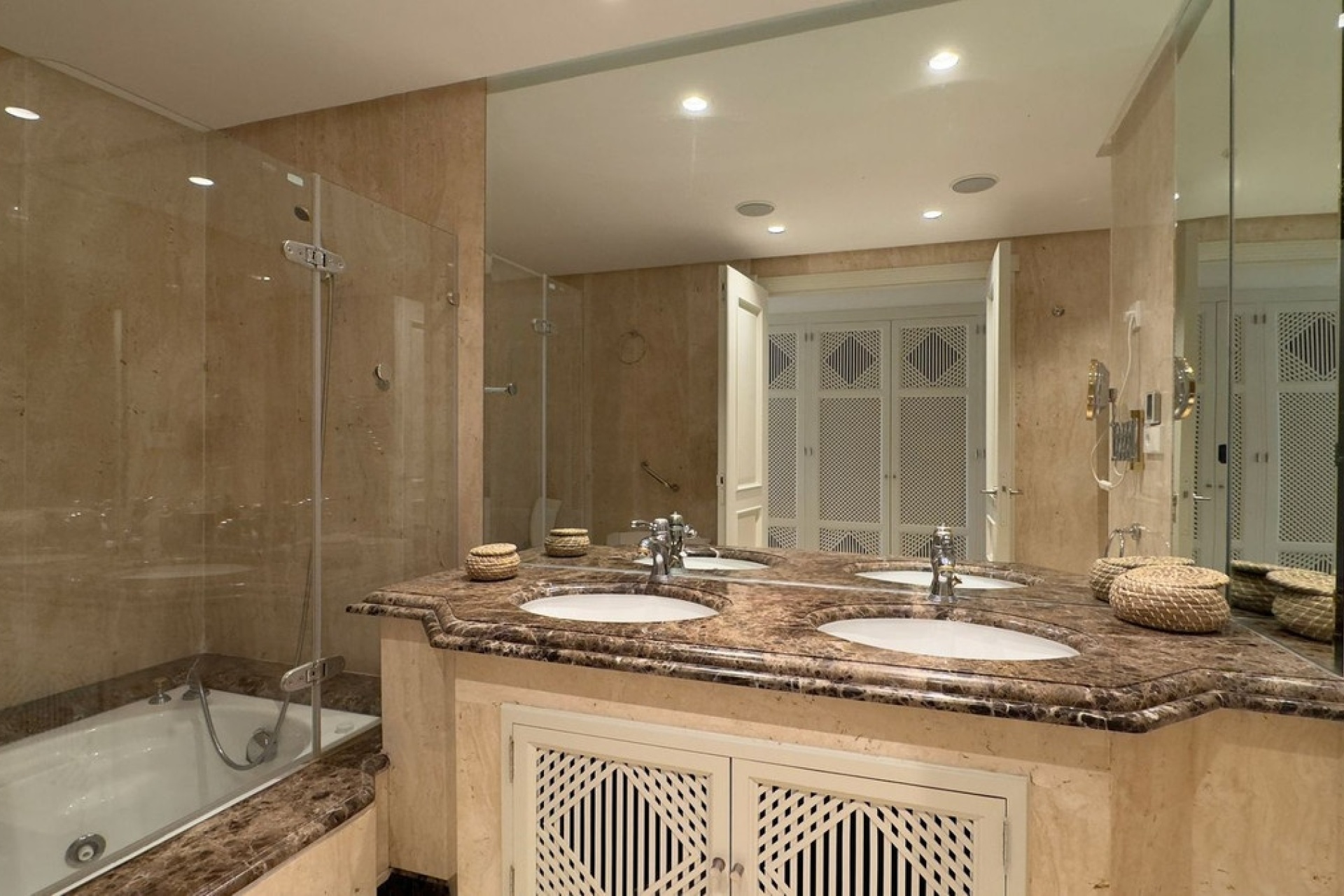Wiederverkauf - apartment - Marbella - Los Monteros