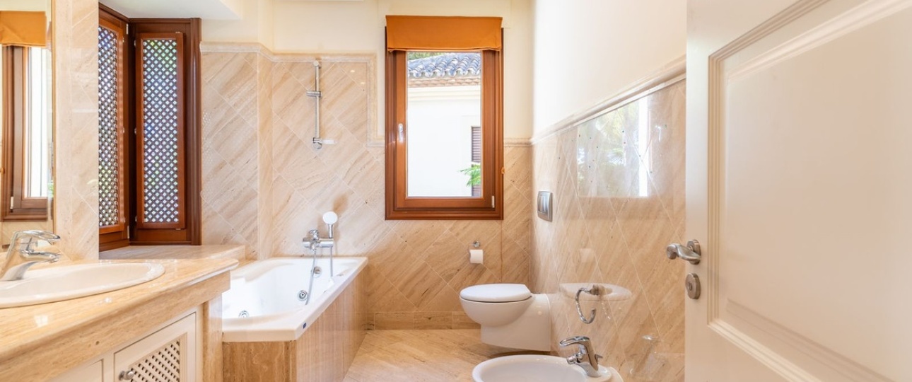 Wiederverkauf - apartment - Marbella - Los Monteros