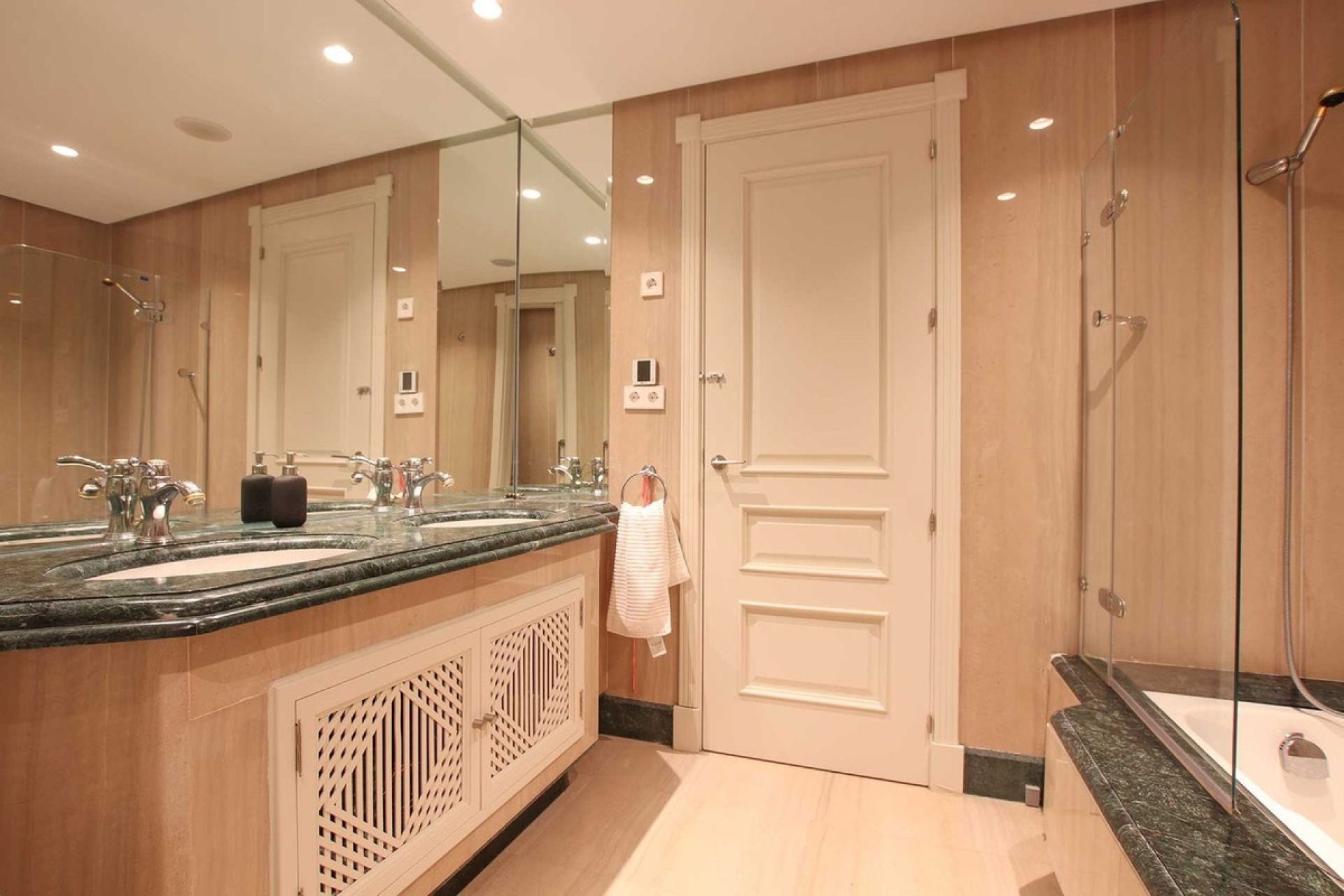 Wiederverkauf - apartment - Marbella - Marbella Centro