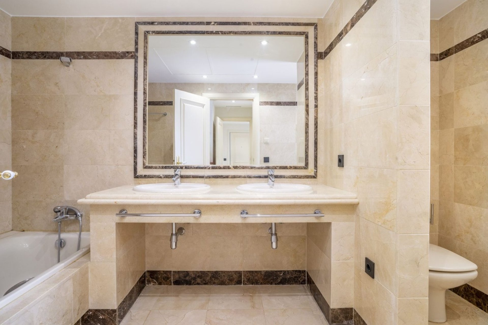 Wiederverkauf - apartment - Marbella - Marbella Centro