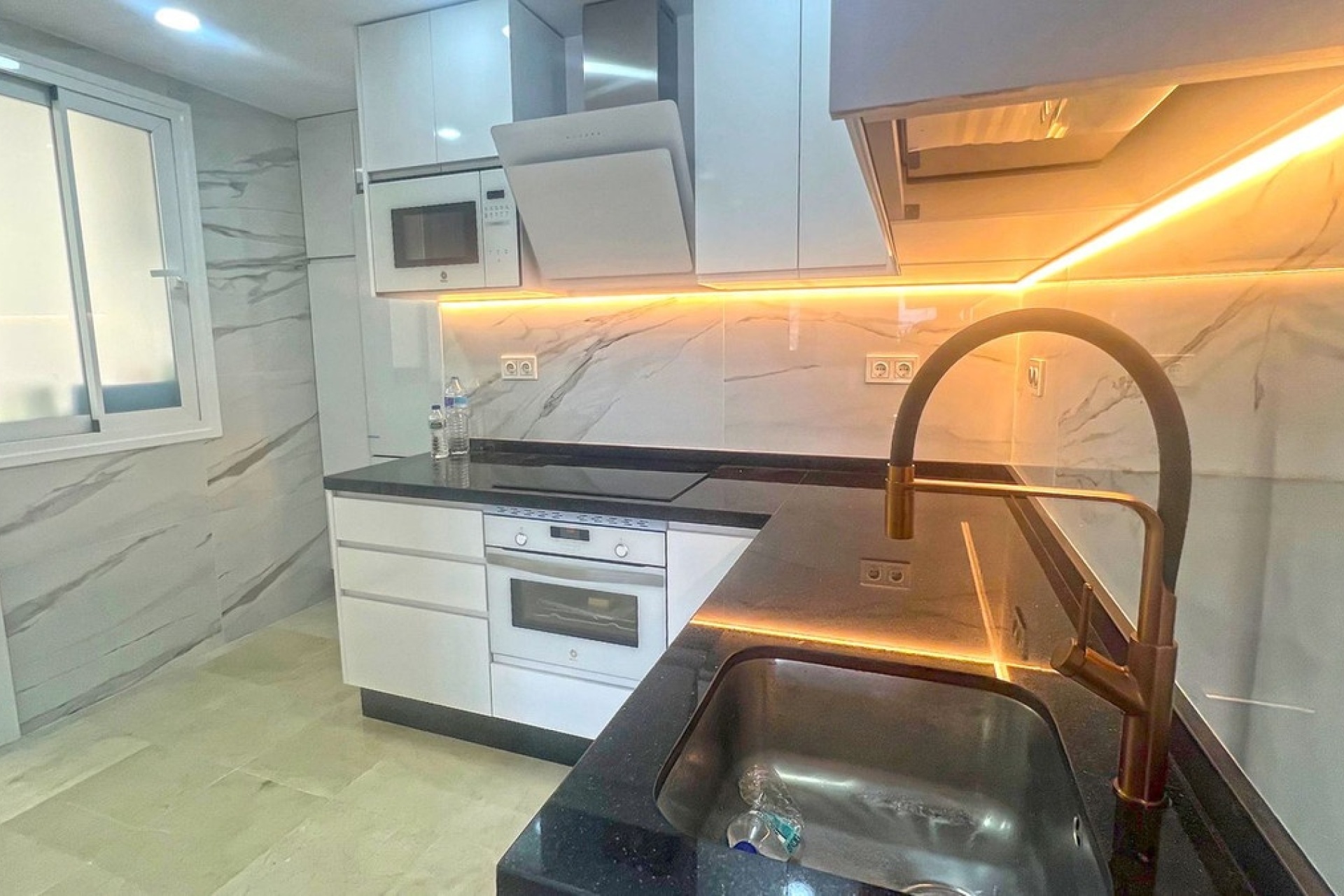Wiederverkauf - apartment - Marbella - Marbella Centro