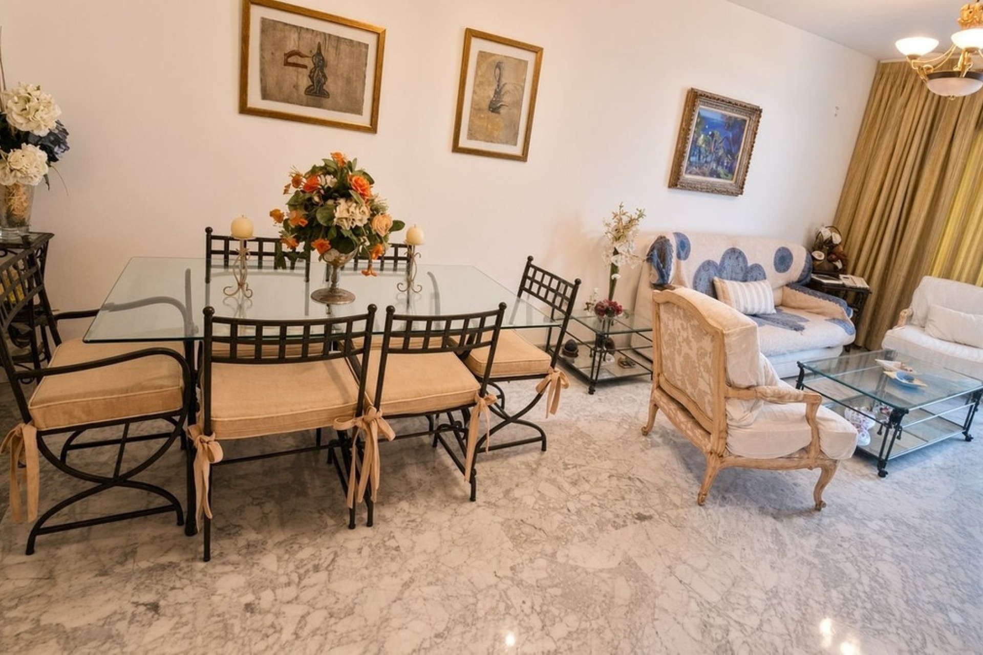 Wiederverkauf - apartment - Marbella - Marbella Centro
