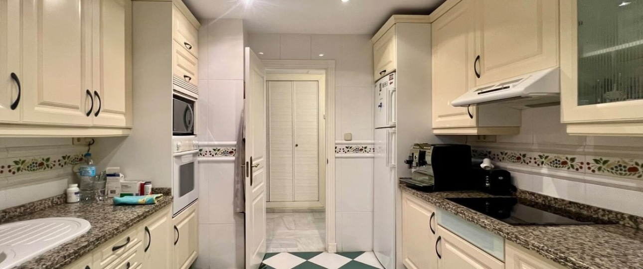 Wiederverkauf - apartment - Marbella - Marbella Centro