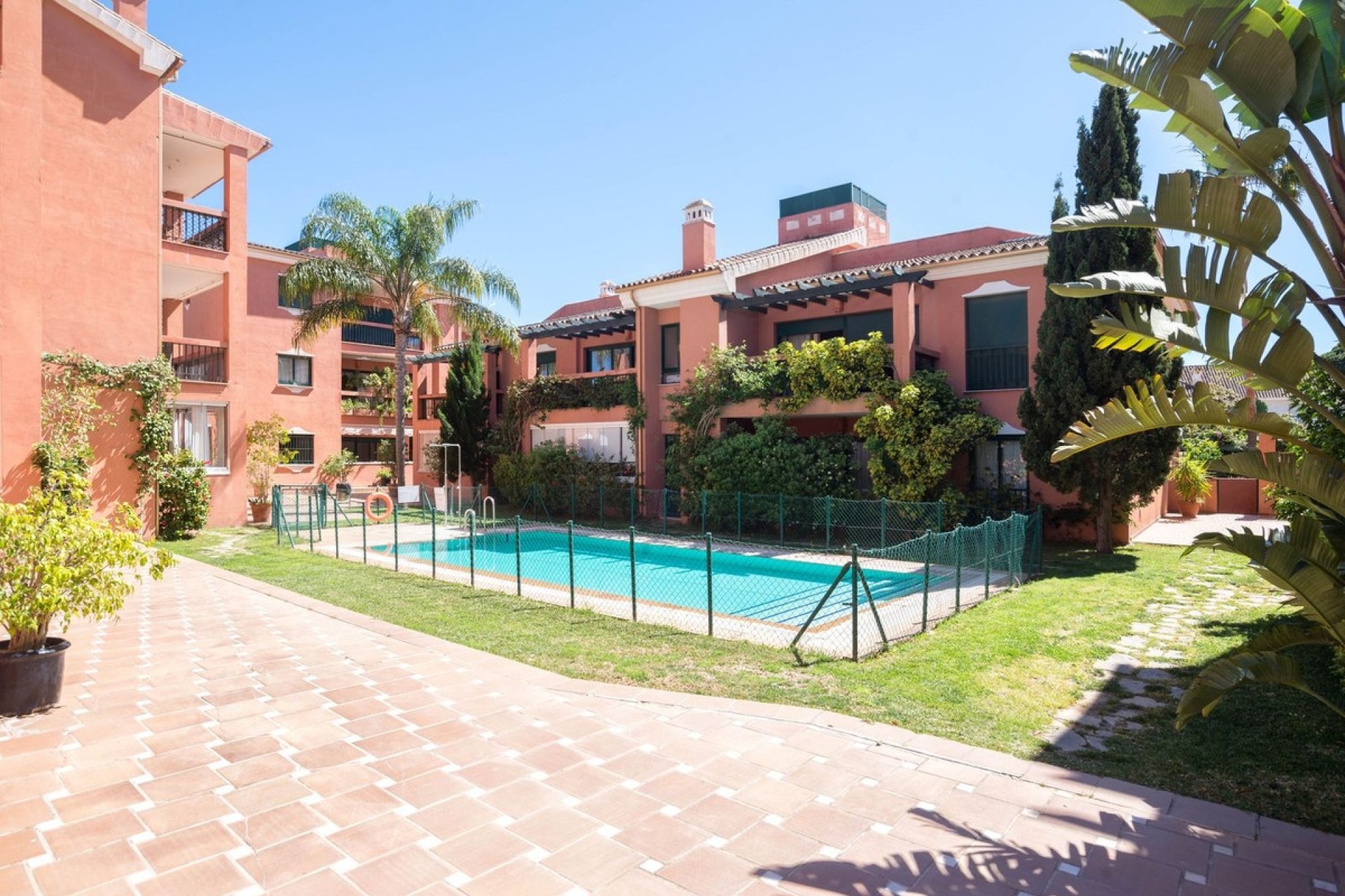 Wiederverkauf - apartment - Marbella - Marbesa