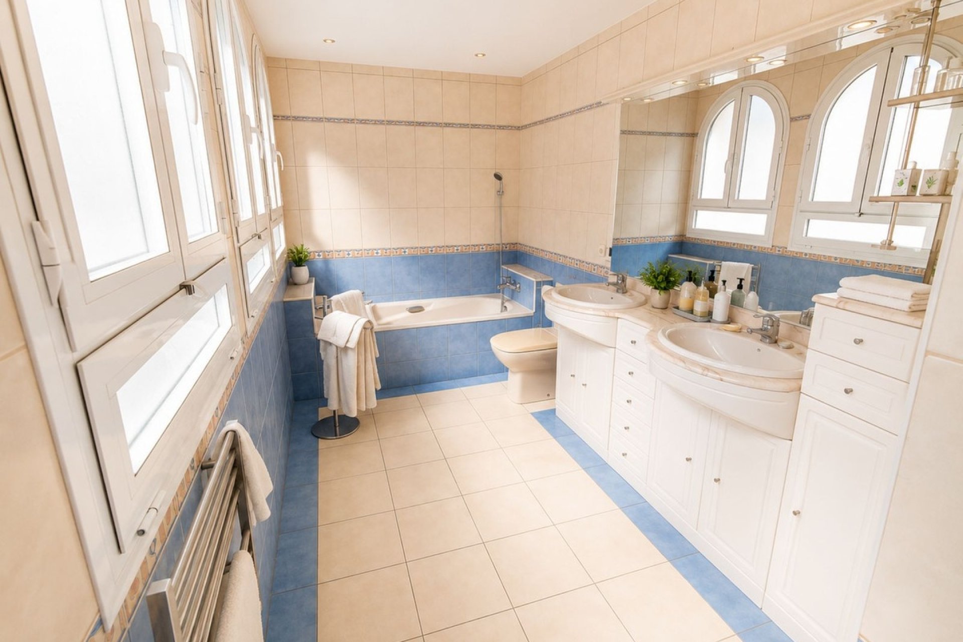 Wiederverkauf - apartment - Marbella - Marbesa