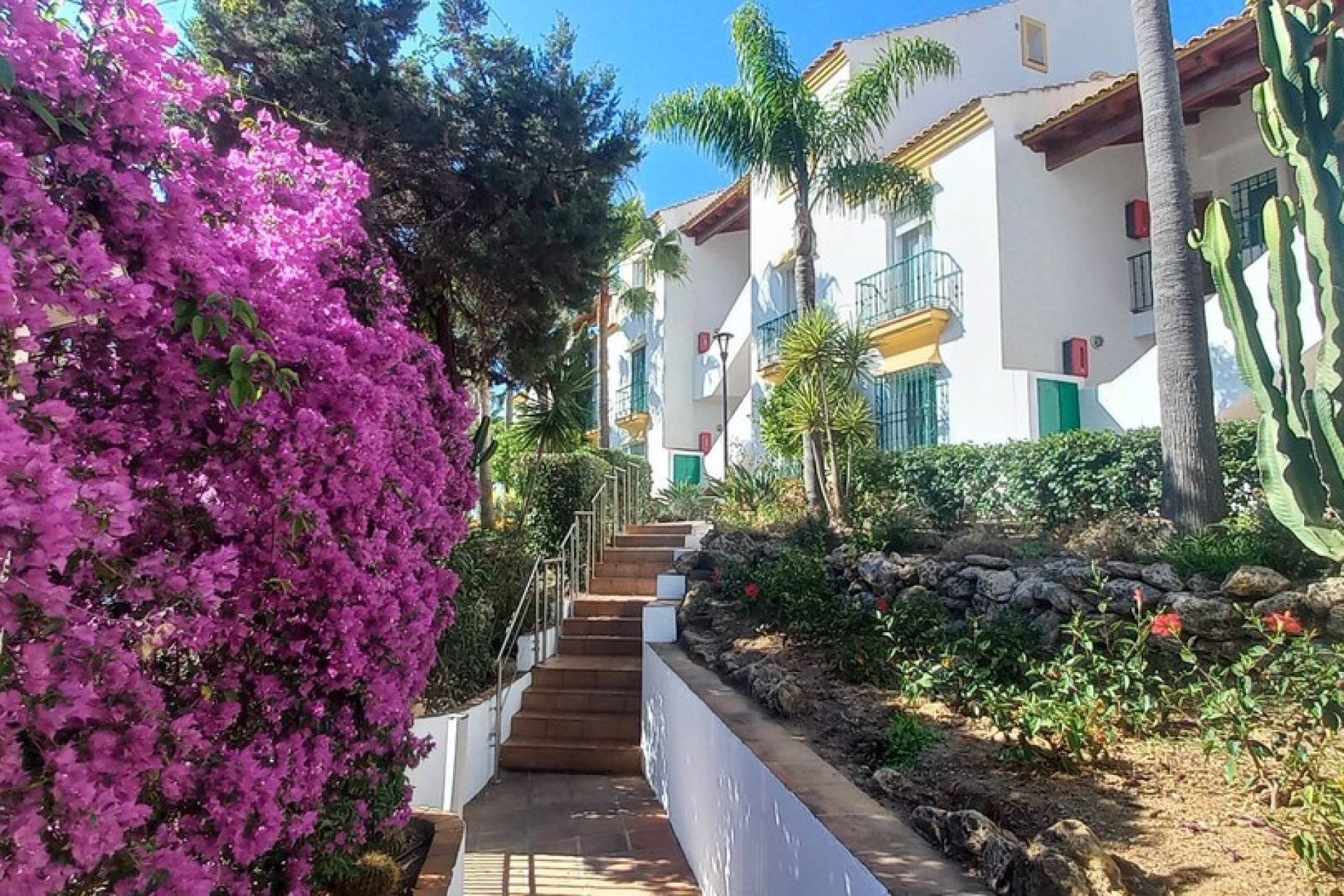 Wiederverkauf - apartment - Marbella - Marbesa